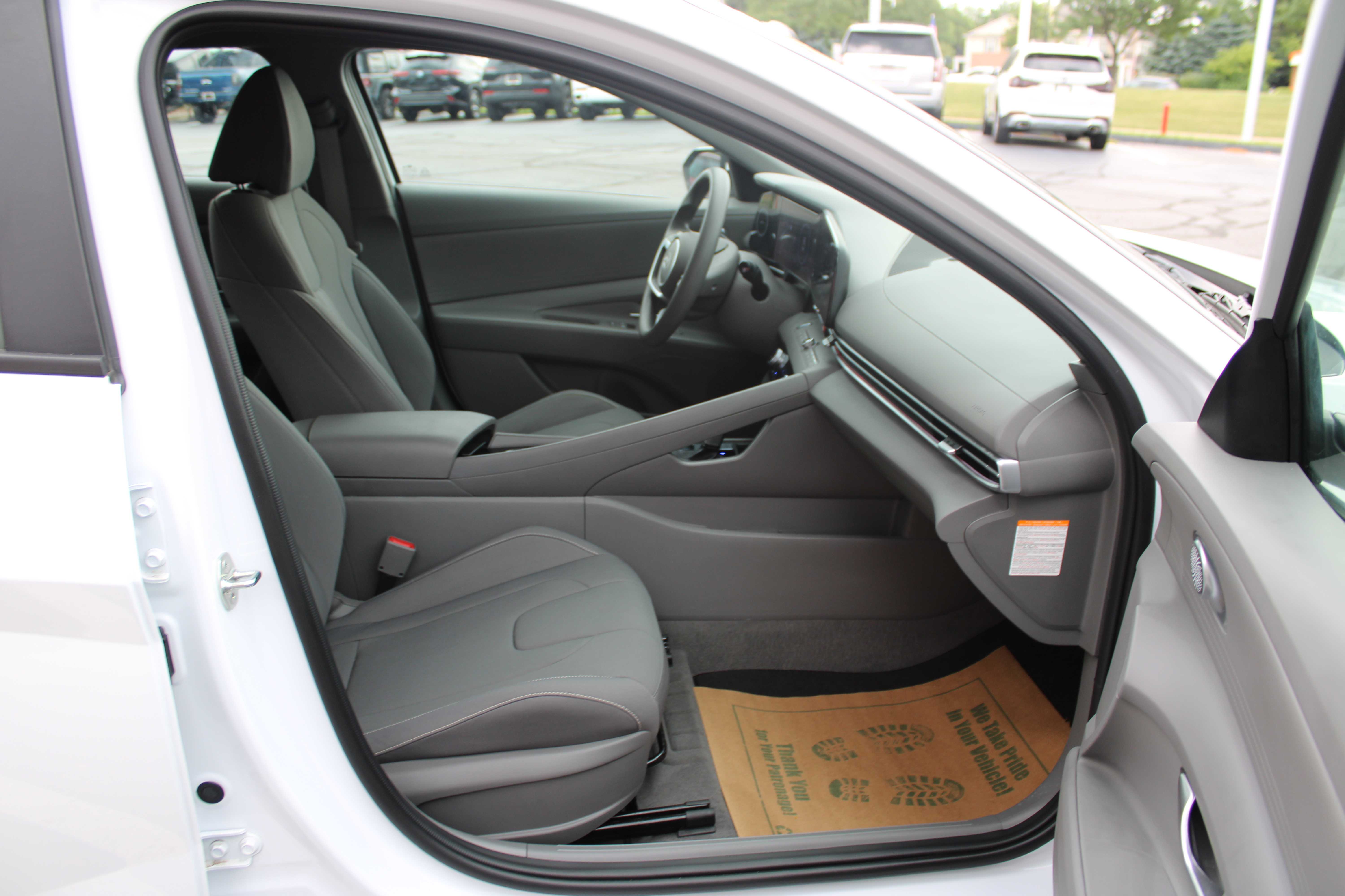WHITE, 2024 HYUNDAI ELANTRA HYBRID Thumnail Image 20