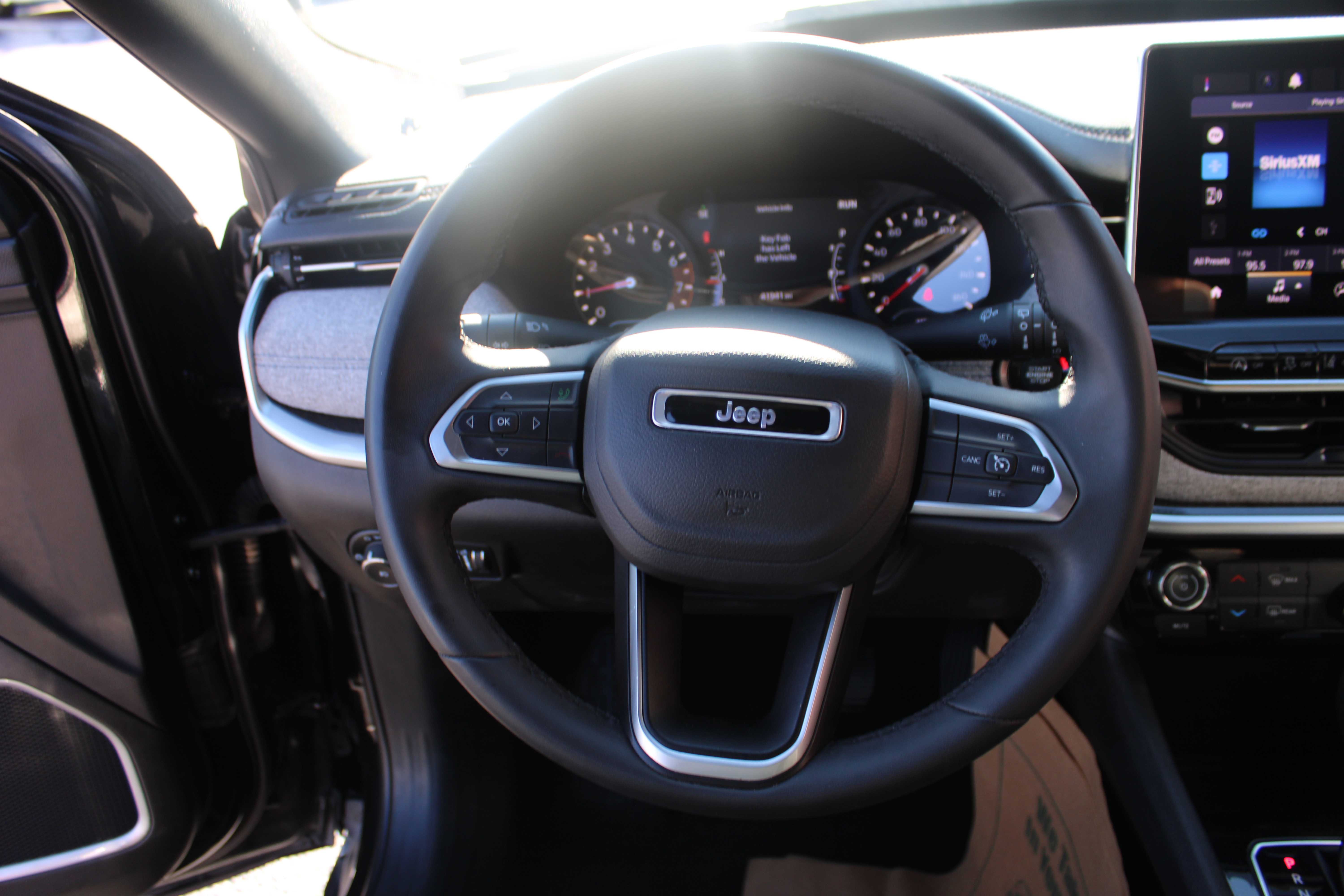 BLACK, 2024 JEEP COMPASS Thumnail Image 12