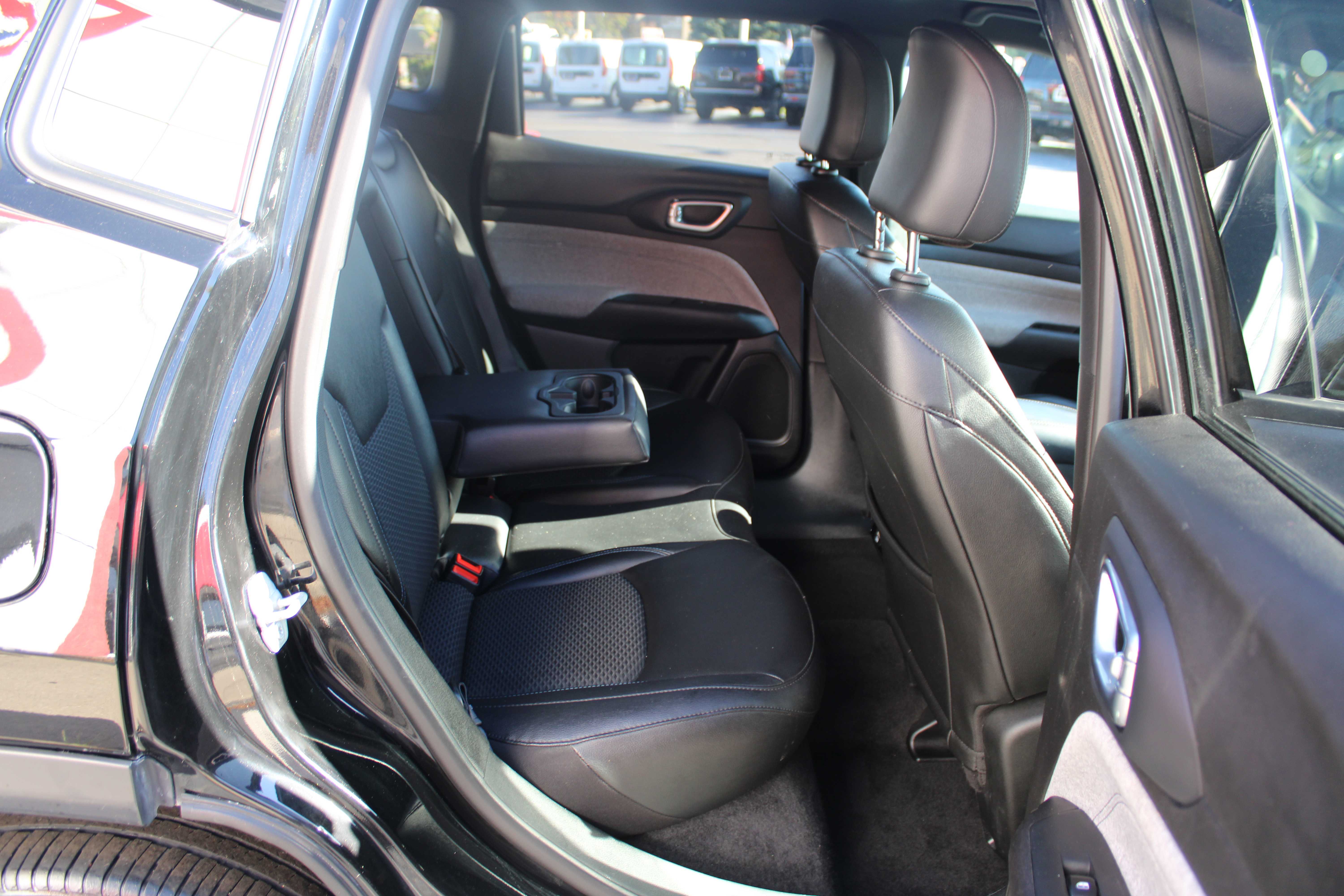 BLACK, 2024 JEEP COMPASS Thumnail Image 19