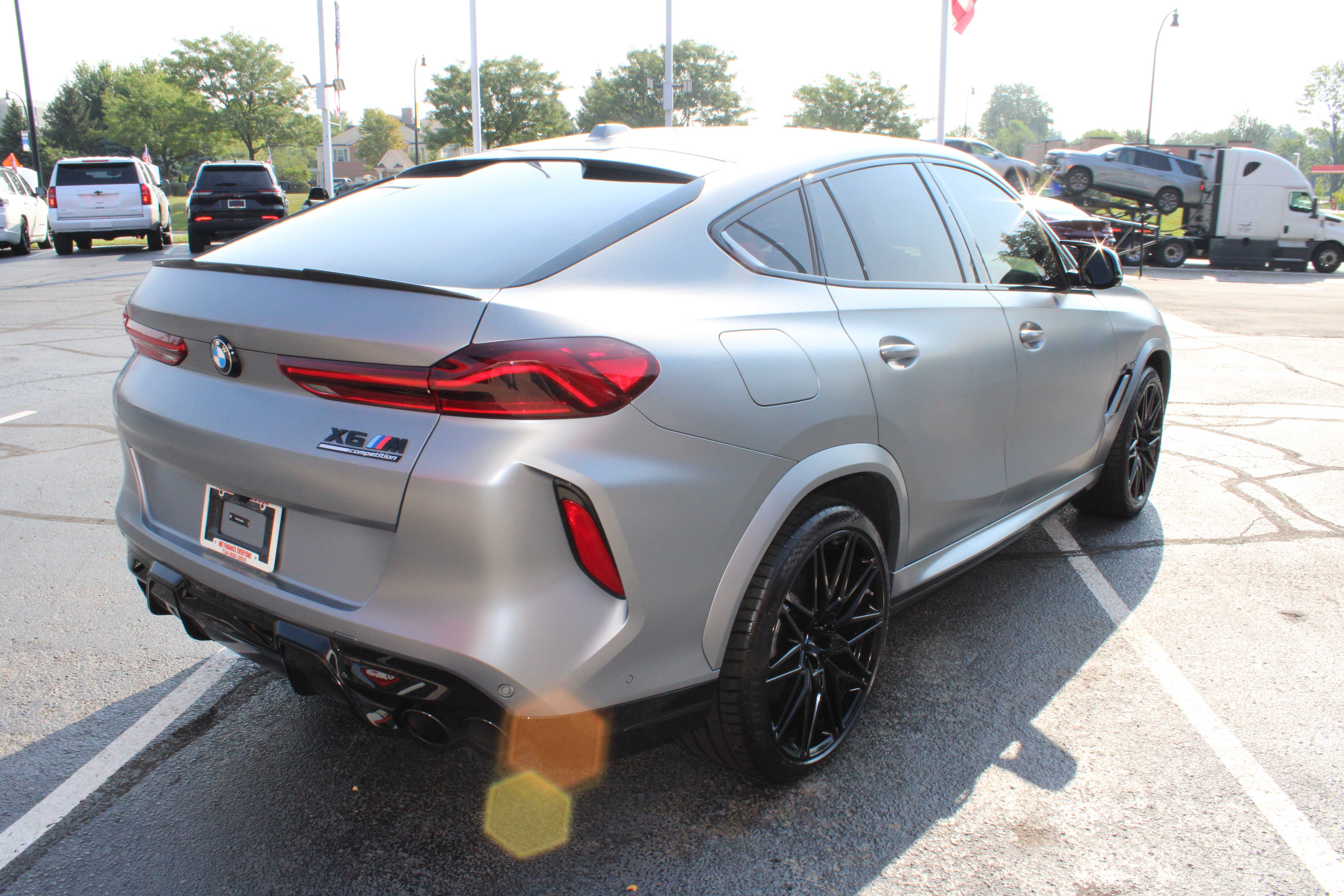 GREY, 2025 BMW X6 M Thumnail Image 10