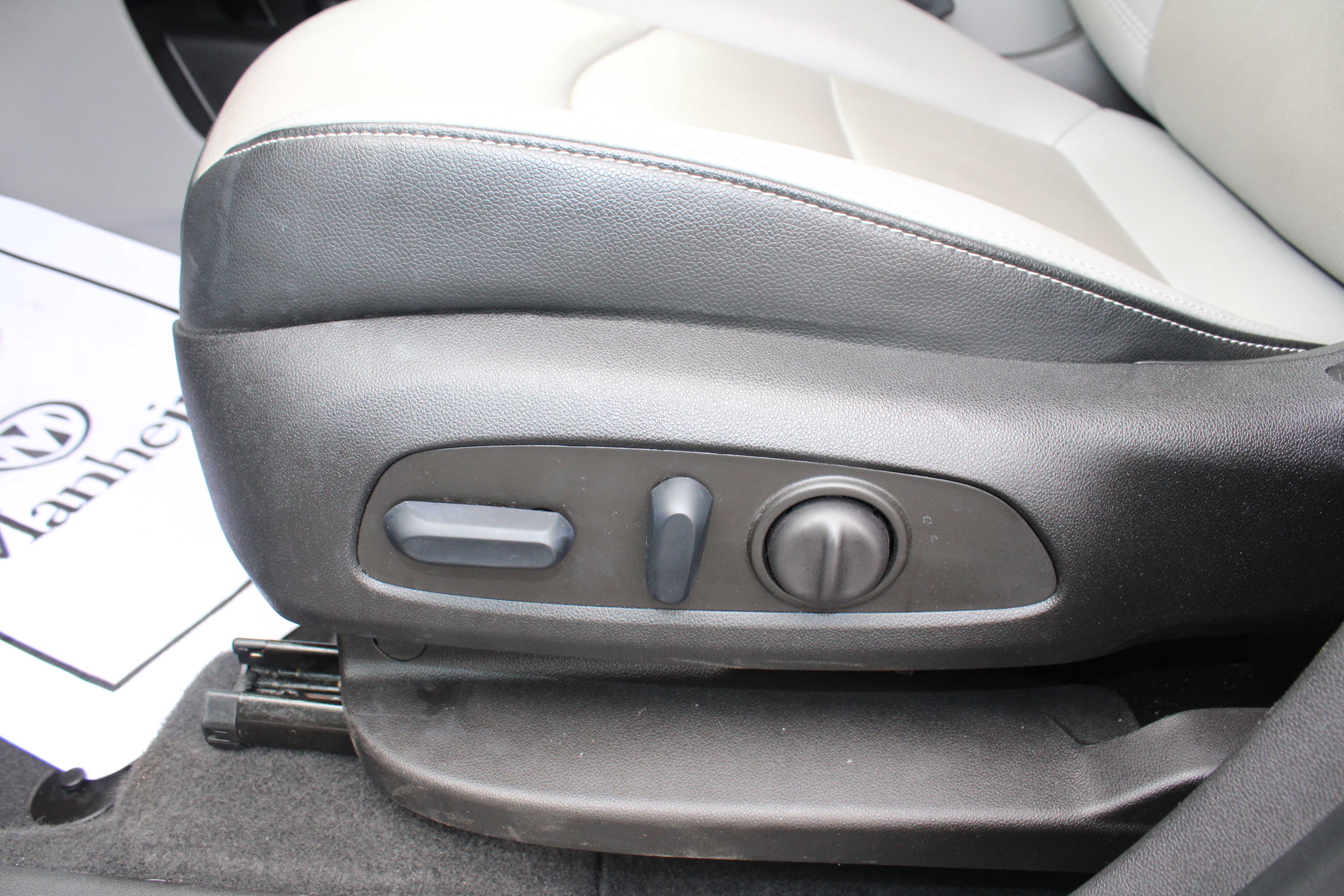 WHITE, 2023 GMC TERRAIN Thumnail Image 11