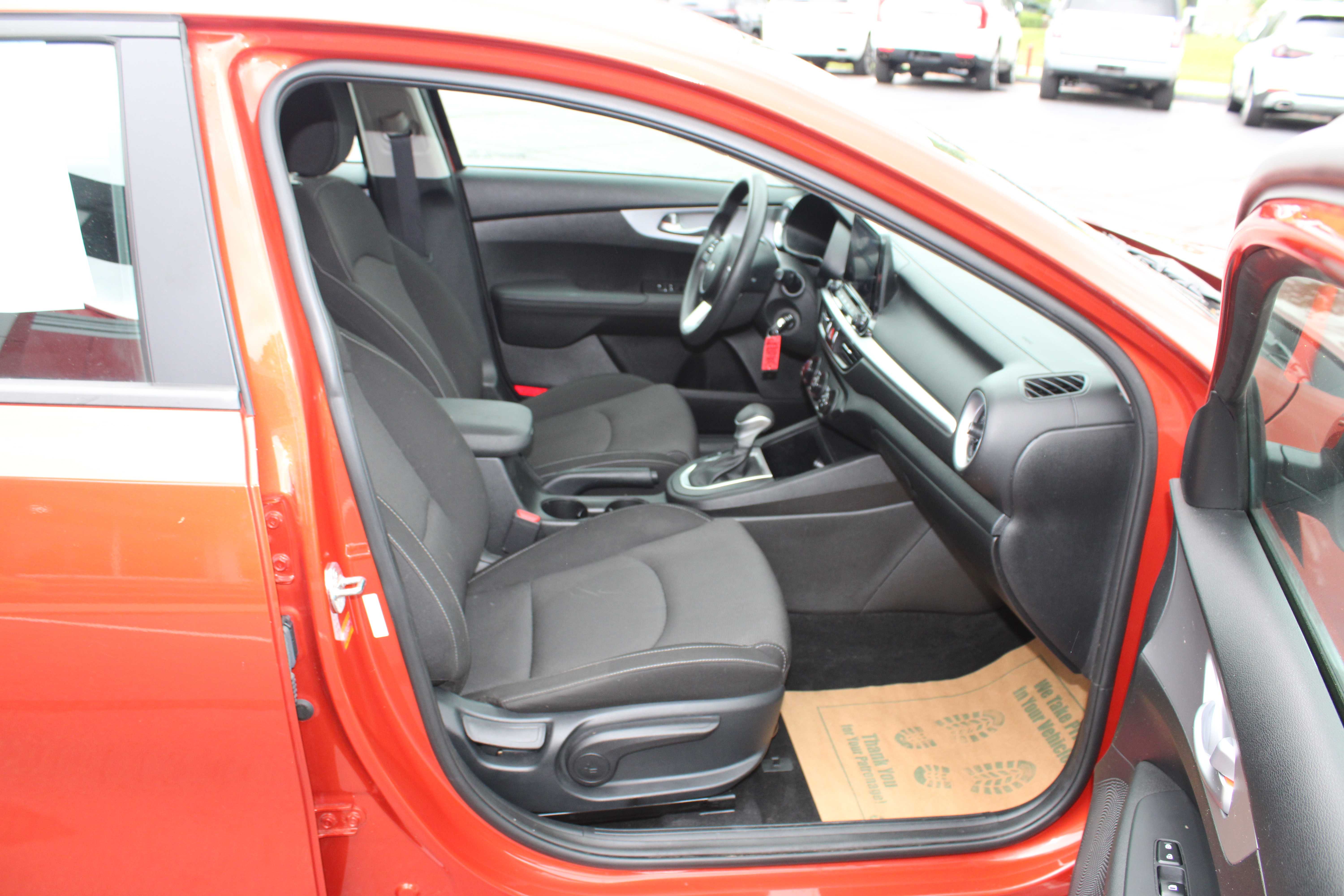 ORANGE, 2024 KIA FORTE Thumnail Image 19