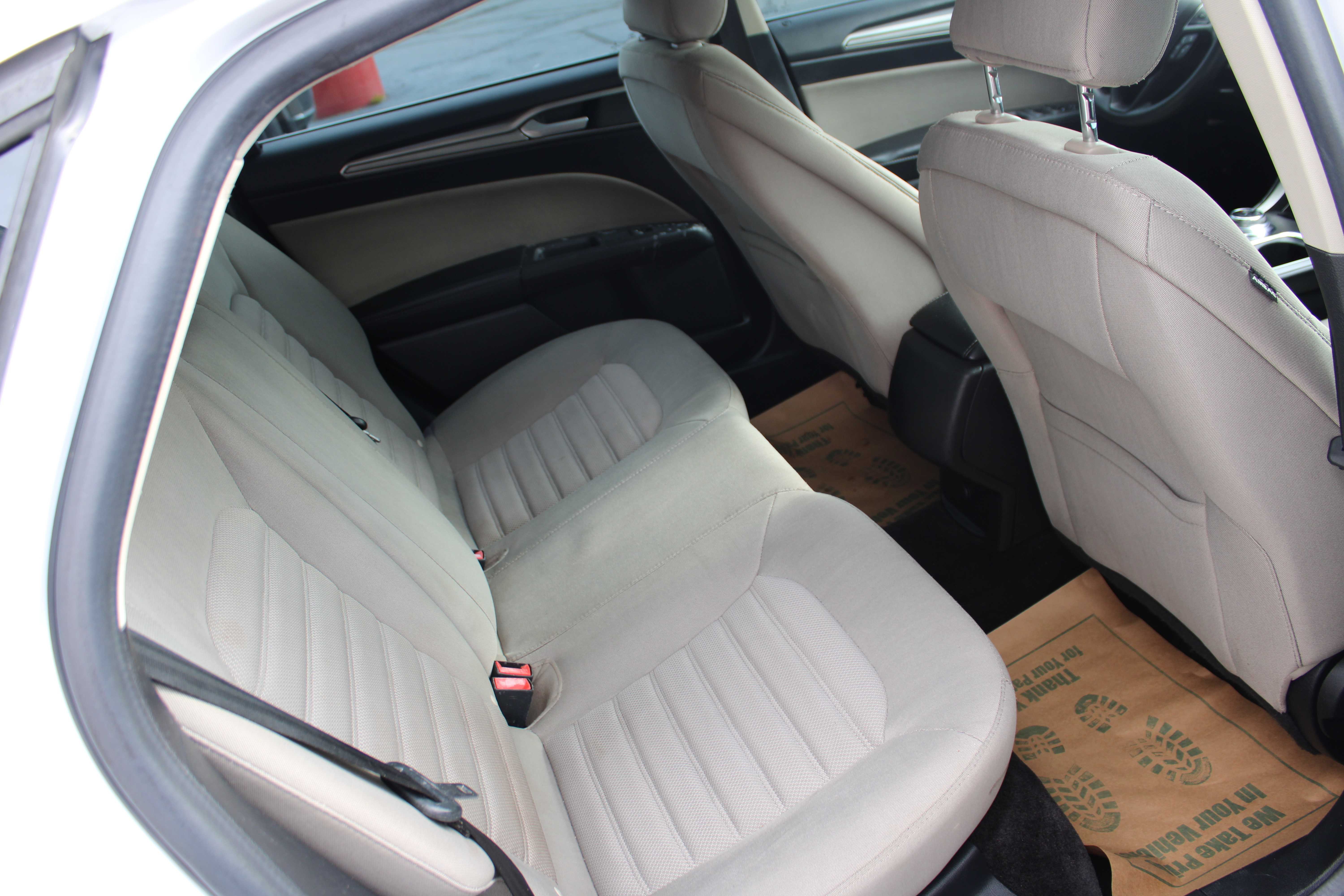 WHITE, 2017 FORD FUSION Thumnail Image 5