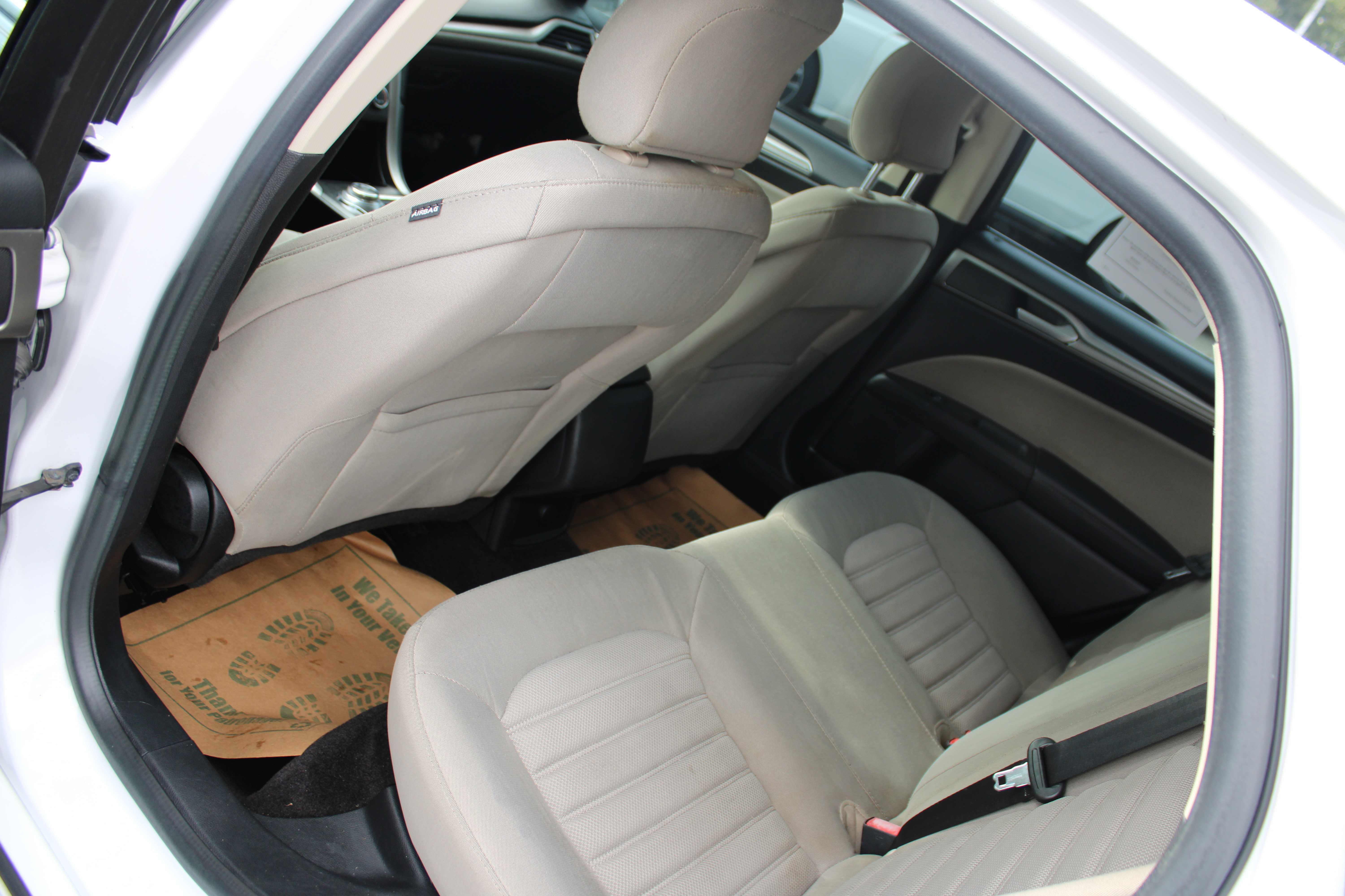 WHITE, 2017 FORD FUSION Thumnail Image 10