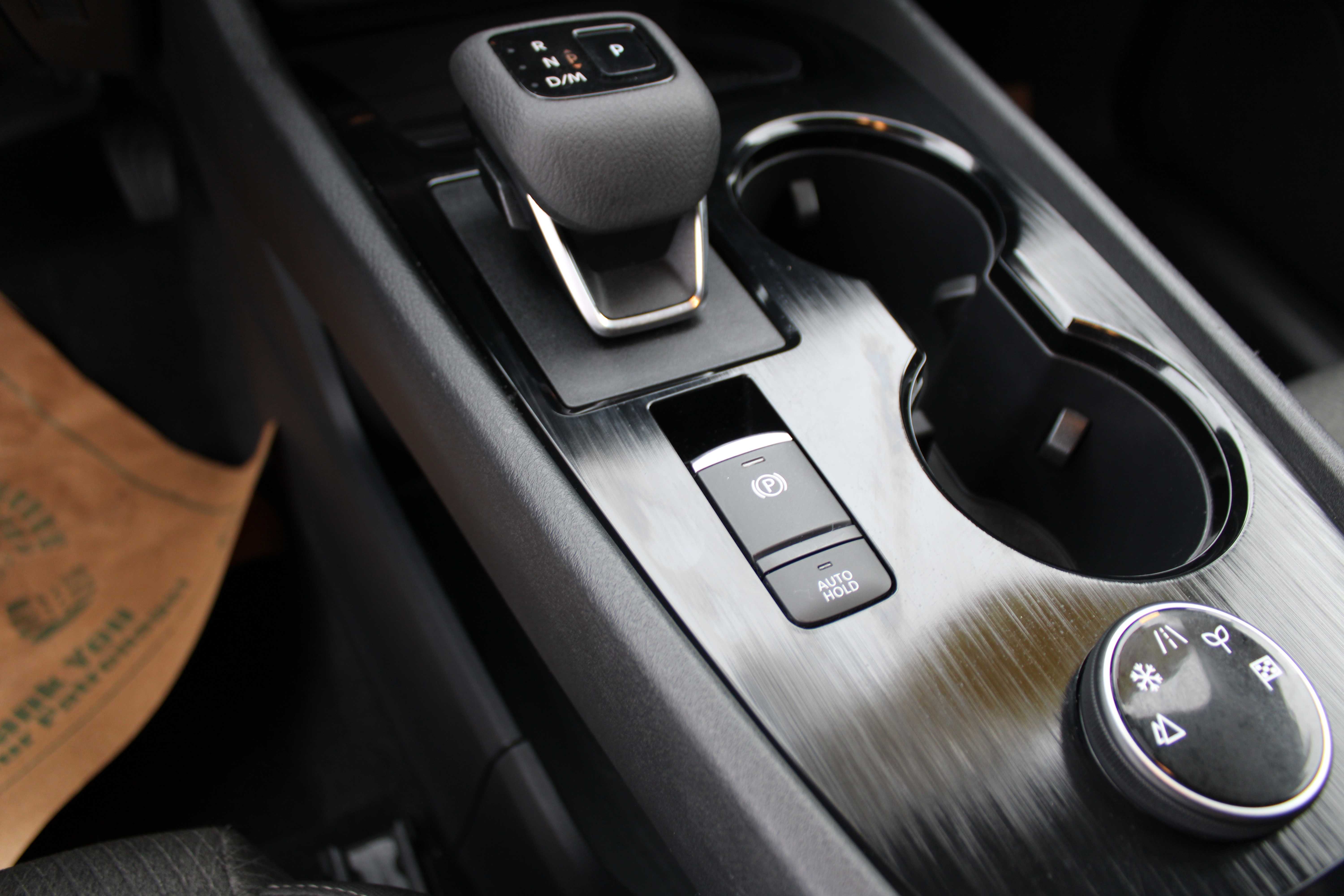 WHITE, 2024 NISSAN ROGUE Thumnail Image 13