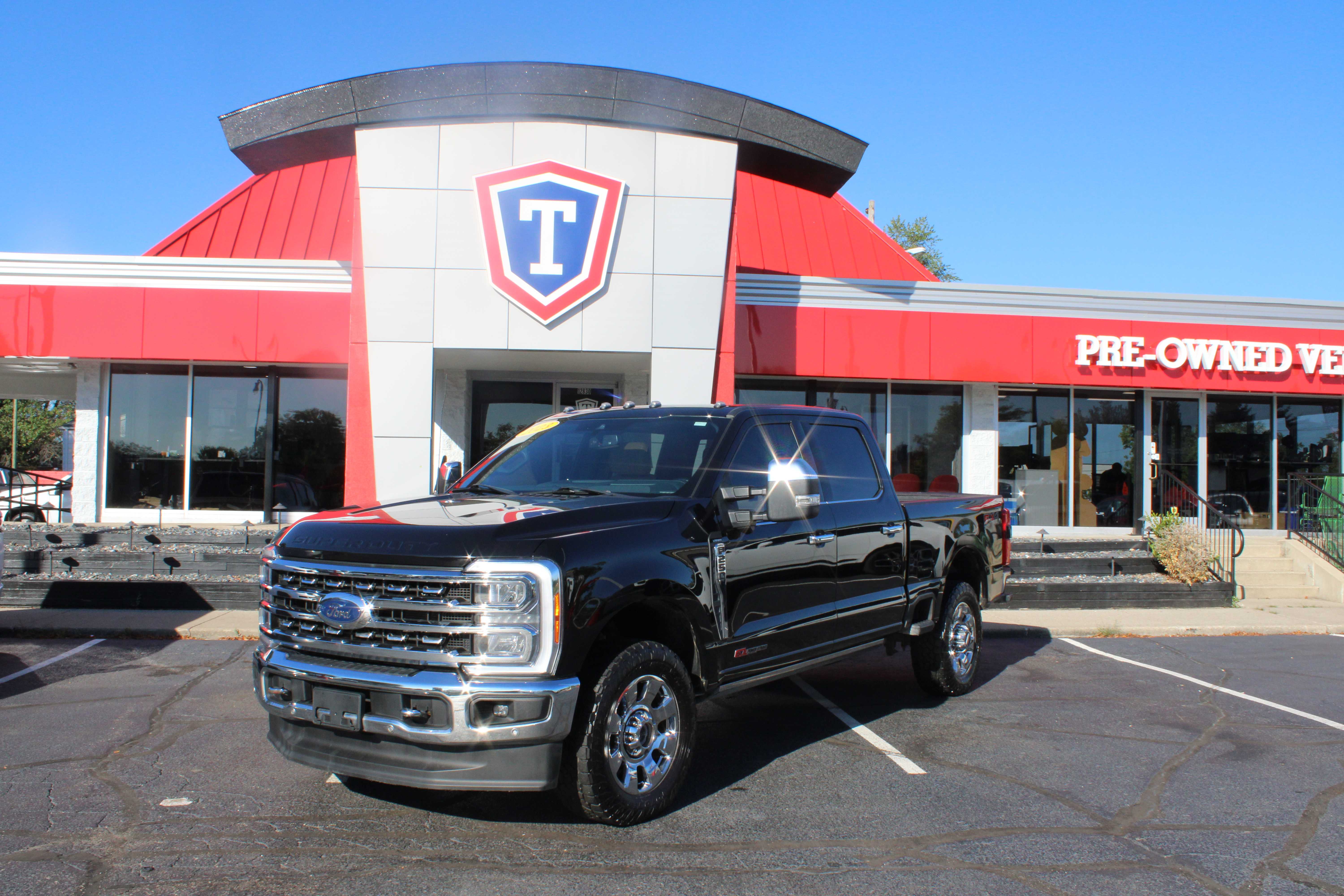 BLACK, 2023 FORD F250 SUPER DUTY CREW CAB Image 