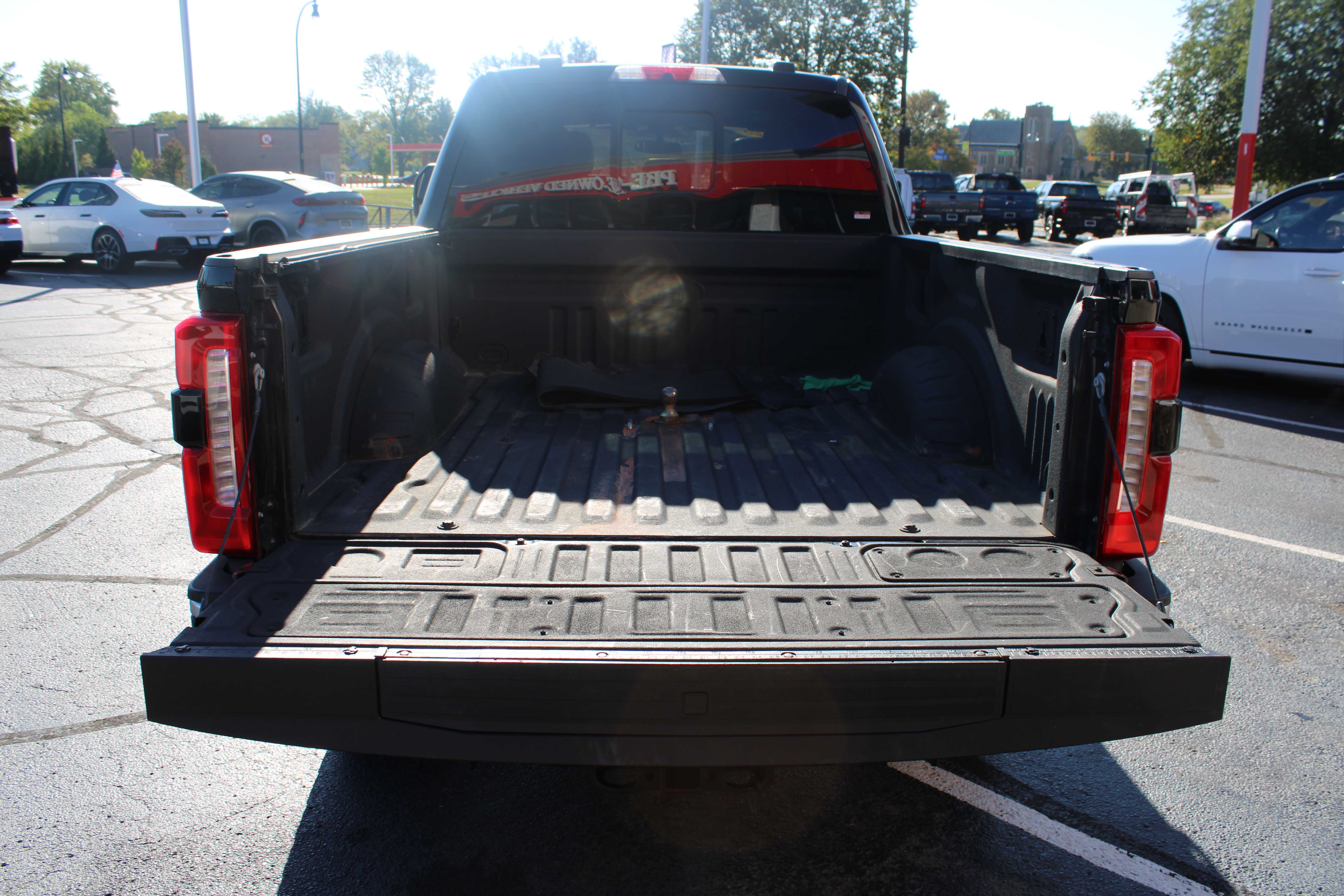 BLACK, 2023 FORD F250 SUPER DUTY CREW CAB Thumnail Image 10