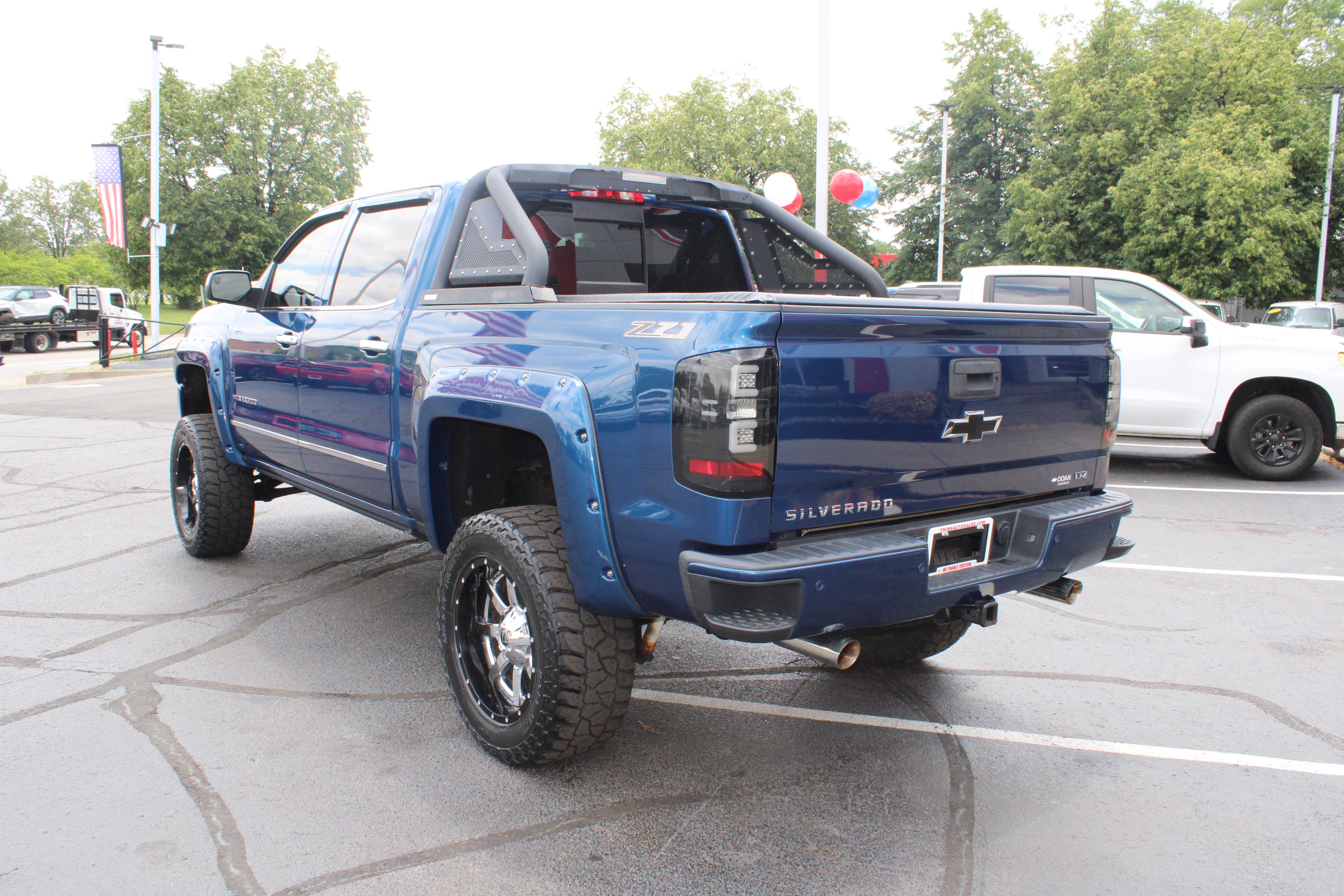 BLUE, 2017 CHEVROLET SILVERADO 1500 CREW CAB Thumnail Image 8
