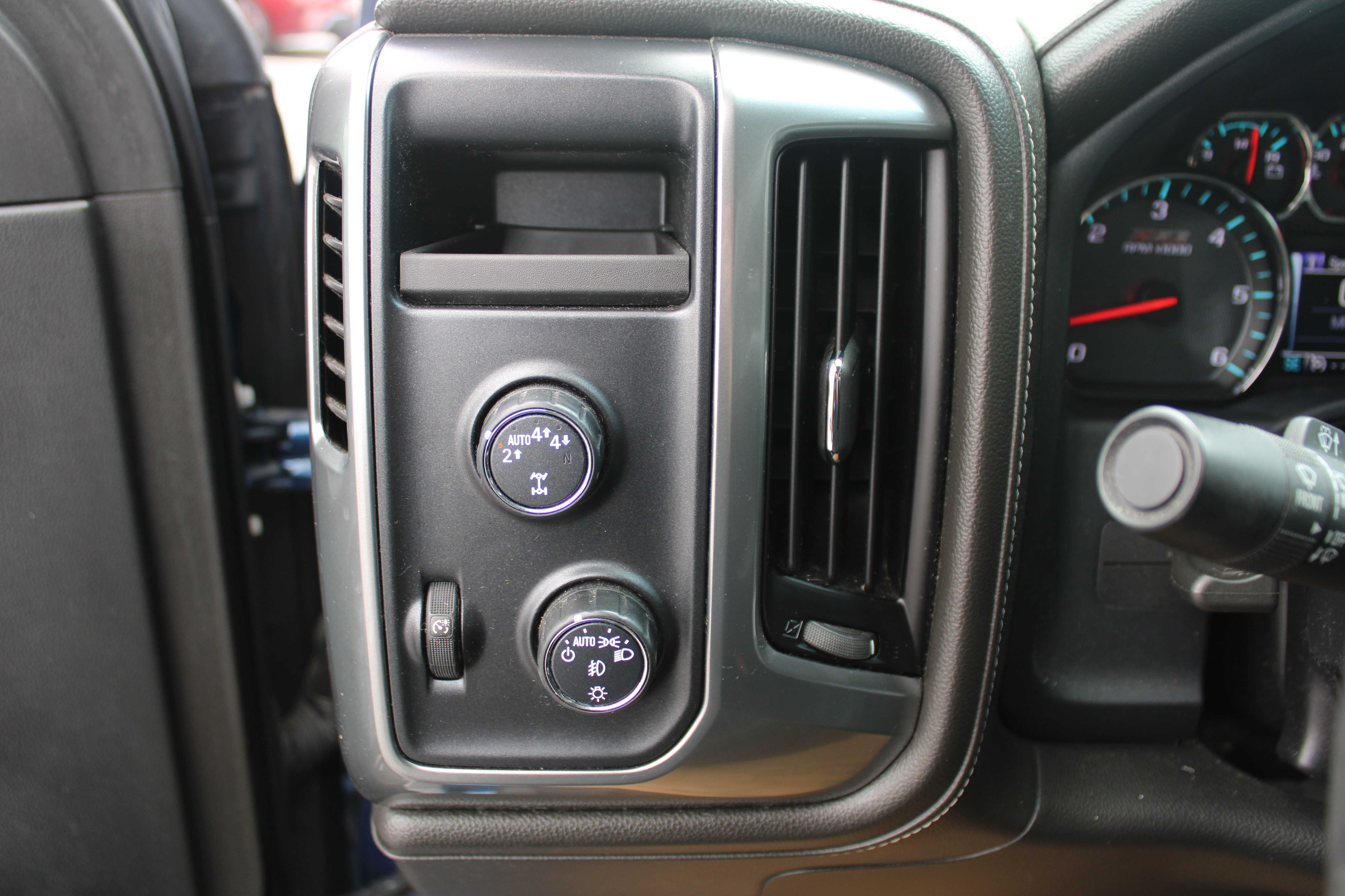 BLUE, 2017 CHEVROLET SILVERADO 1500 CREW CAB Thumnail Image 12