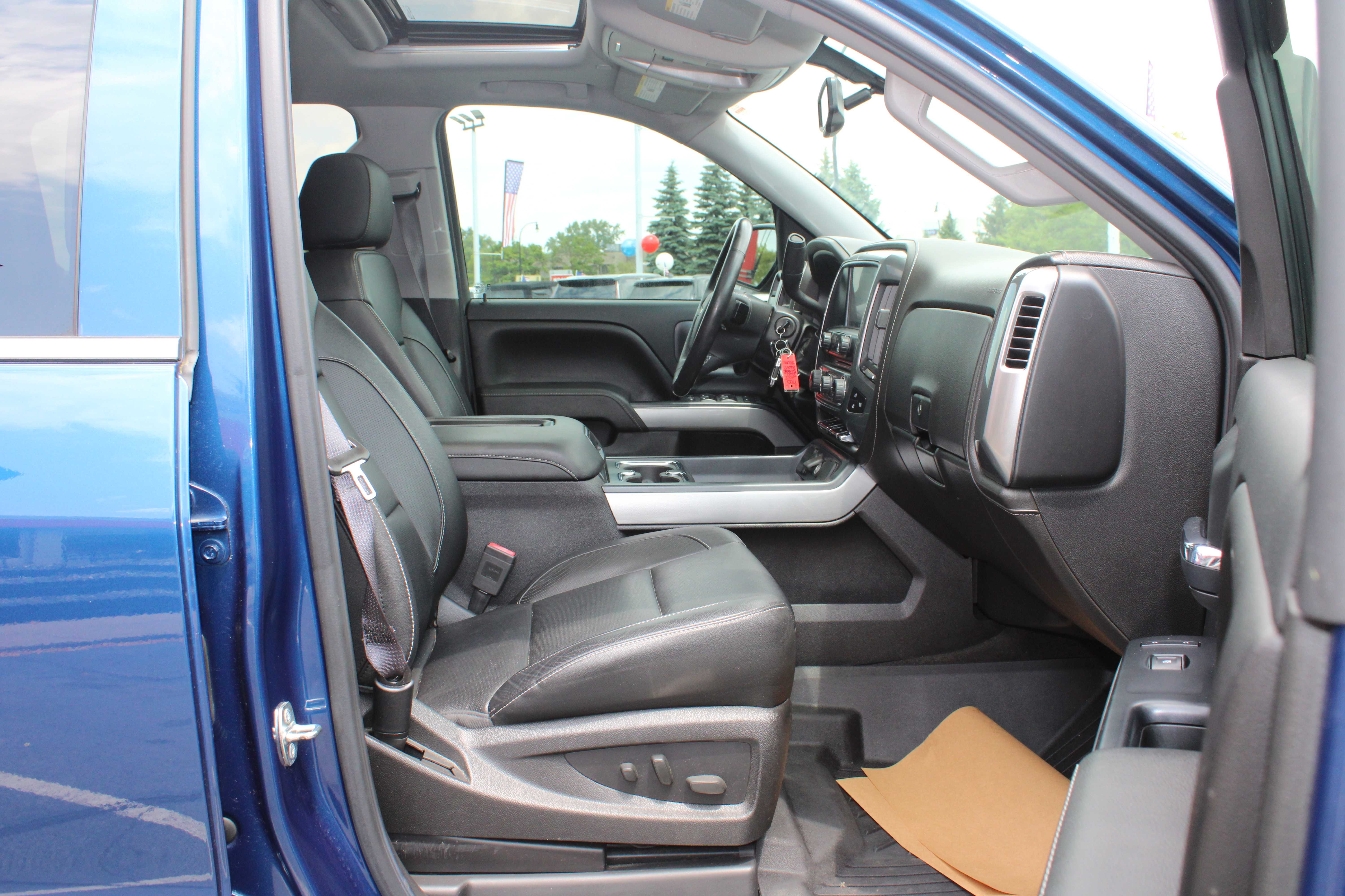BLUE, 2017 CHEVROLET SILVERADO 1500 CREW CAB Thumnail Image 24