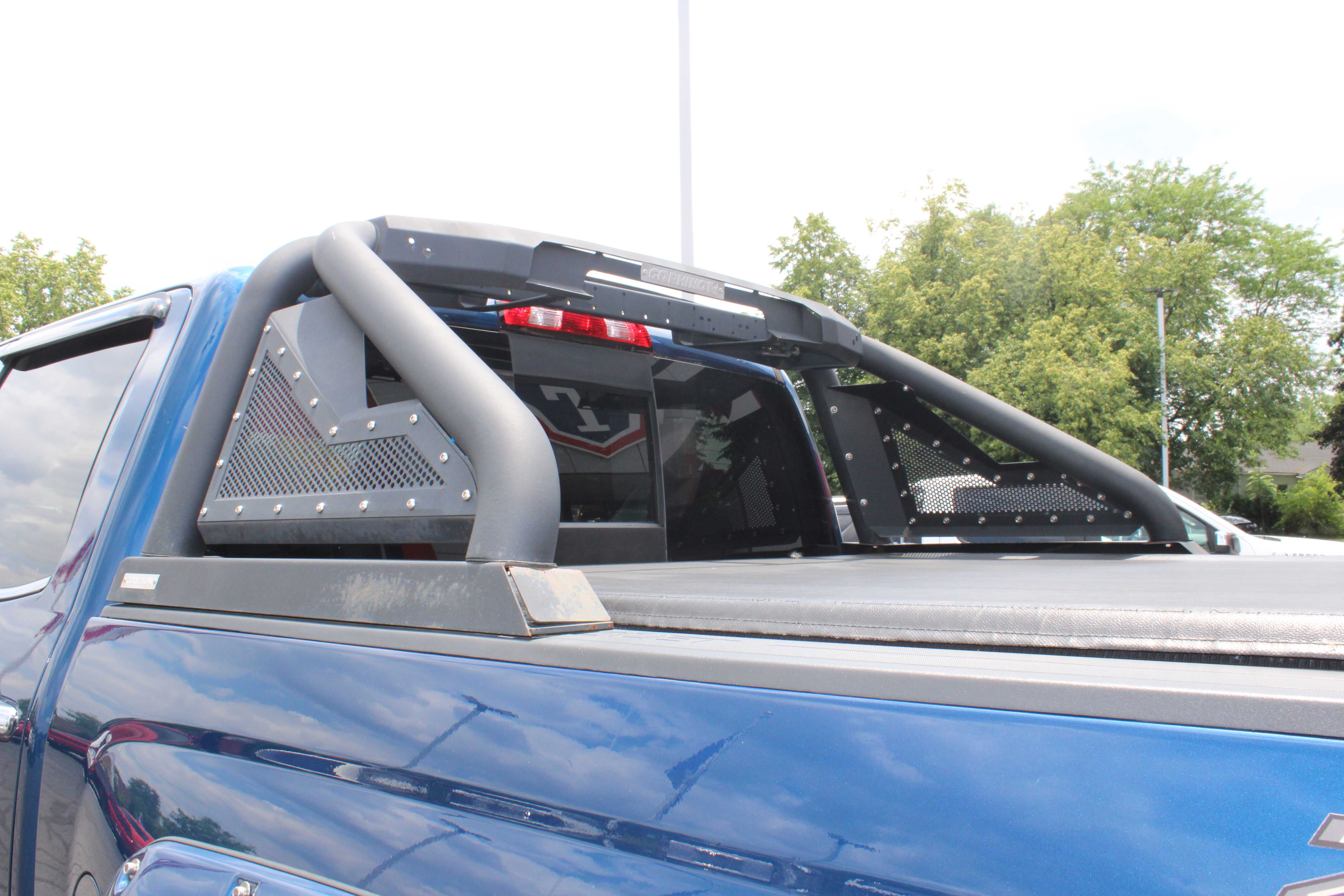 BLUE, 2017 CHEVROLET SILVERADO 1500 CREW CAB Thumnail Image 31