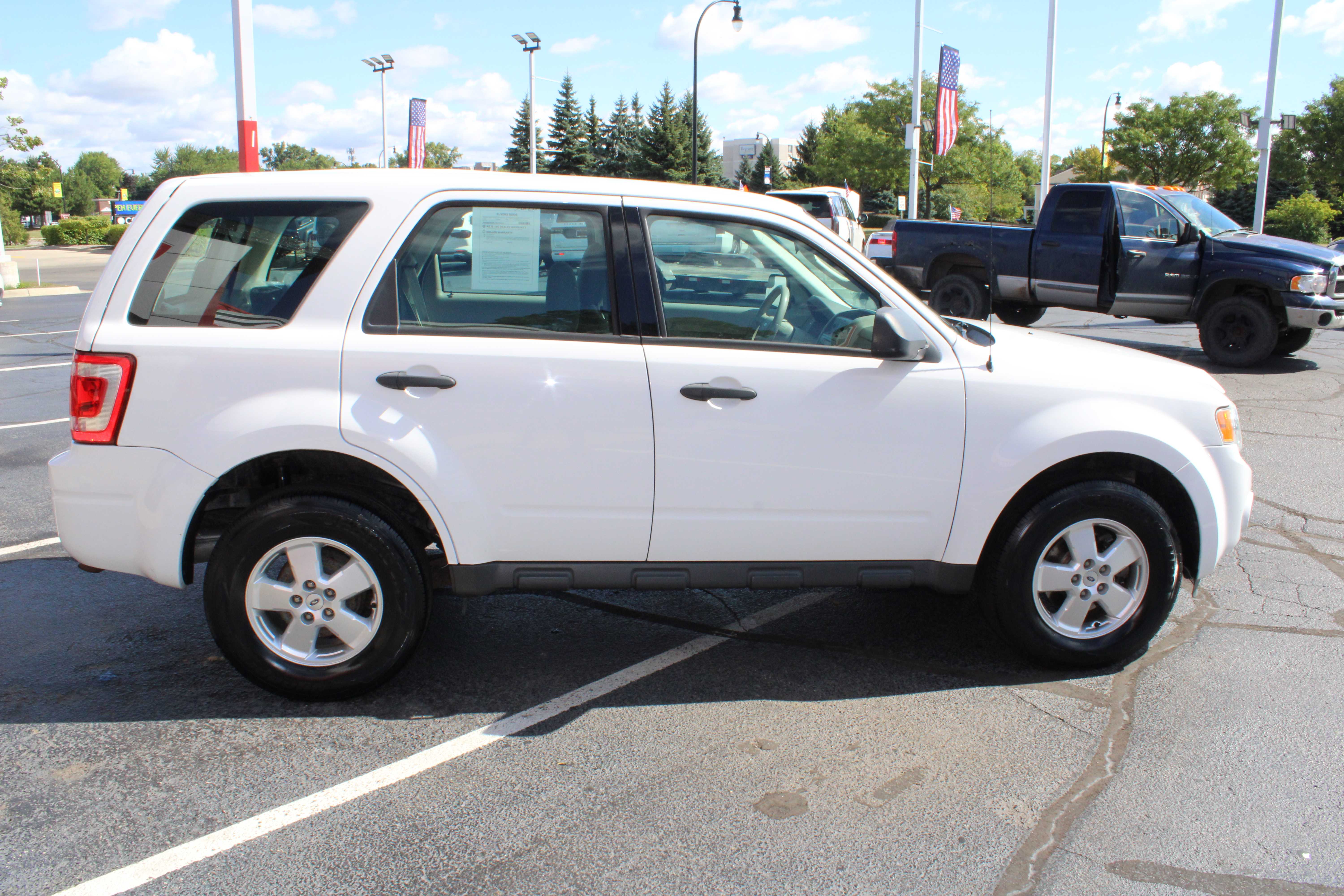 WHITE, 2012 FORD ESCAPE Thumnail Image 5