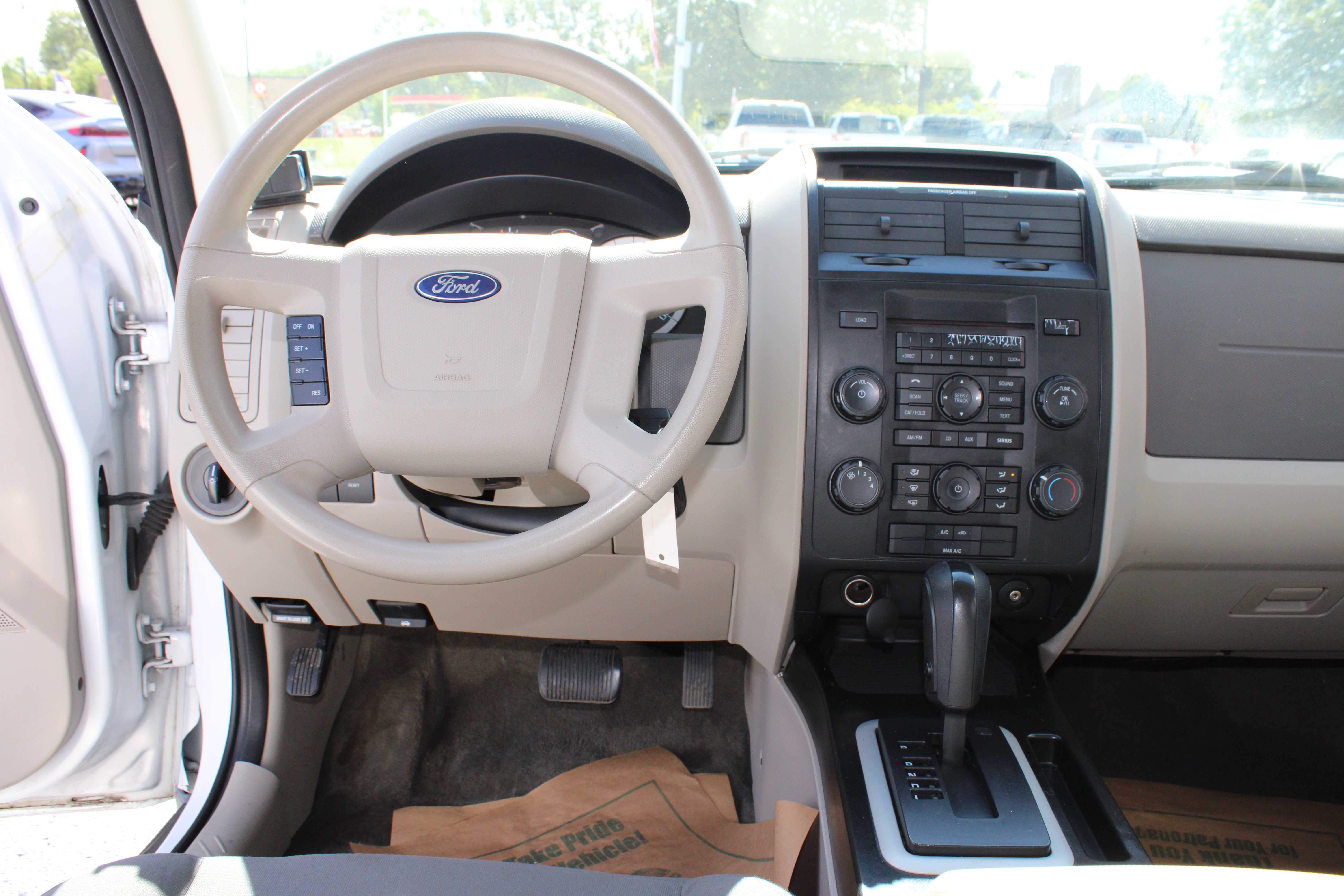 WHITE, 2012 FORD ESCAPE Thumnail Image 16