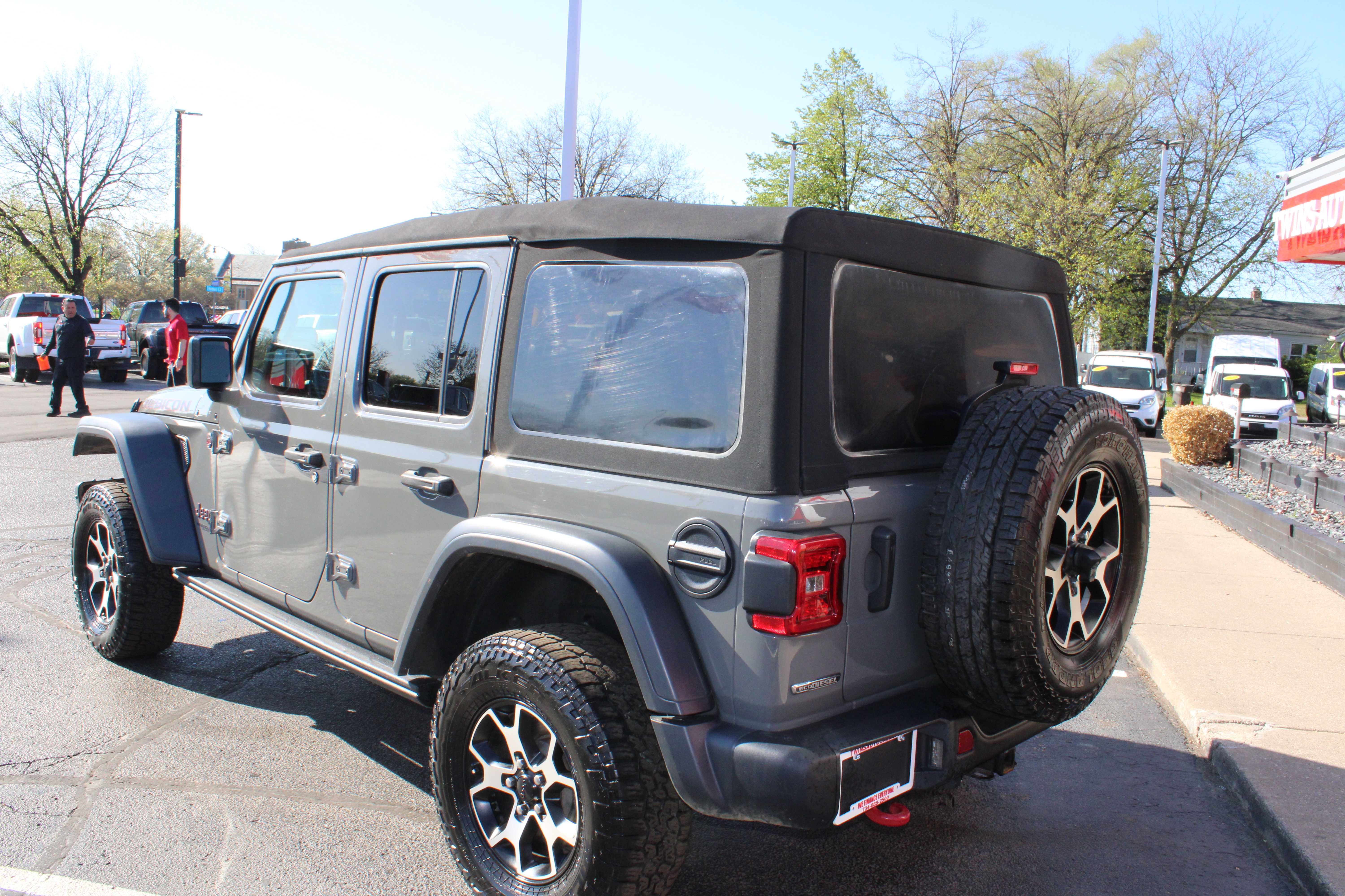 GREY, 2020 JEEP WRANGLER UNLIMITED Thumnail Image 5