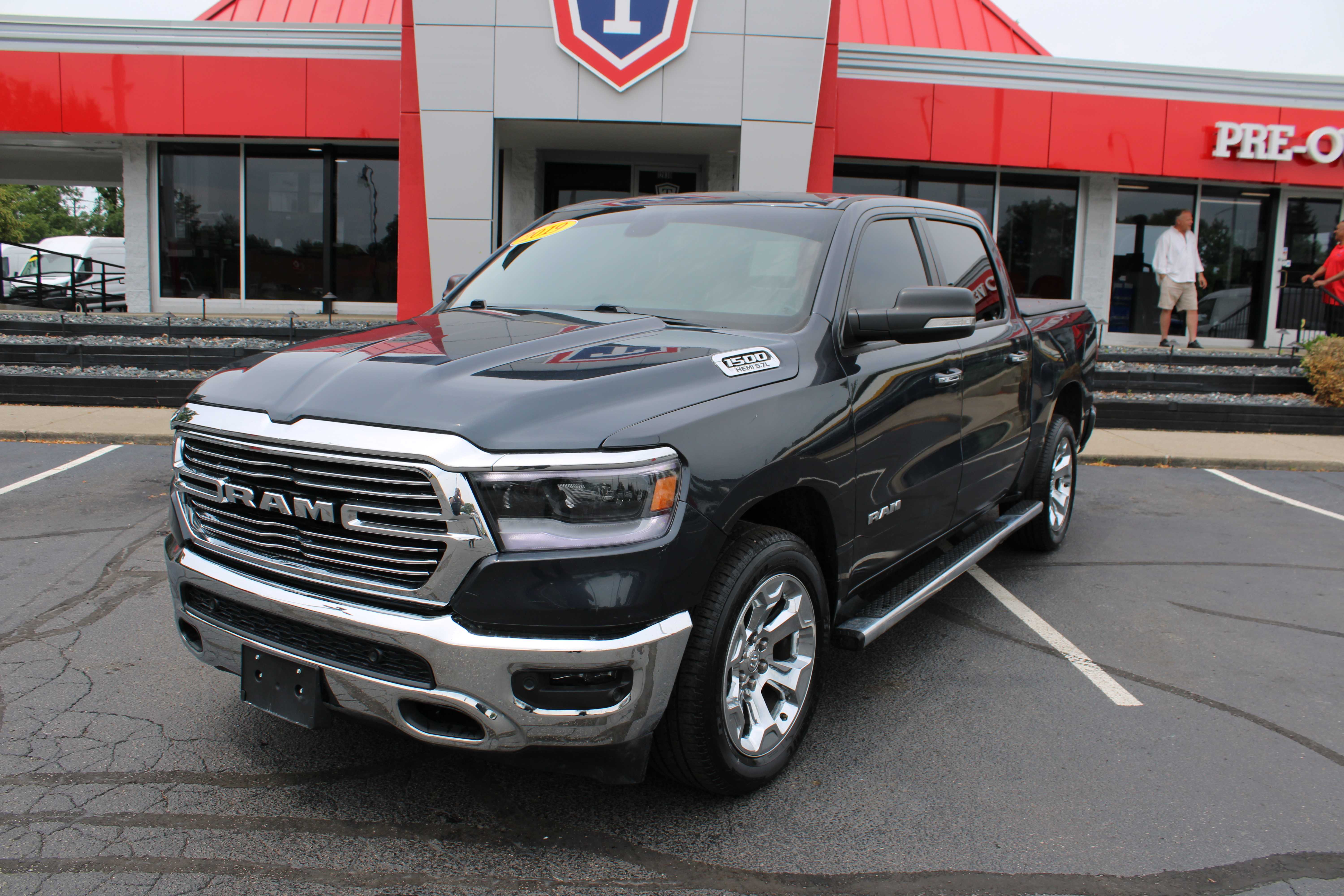 GREY, 2019 RAM 1500 CREW CAB Thumnail Image 2