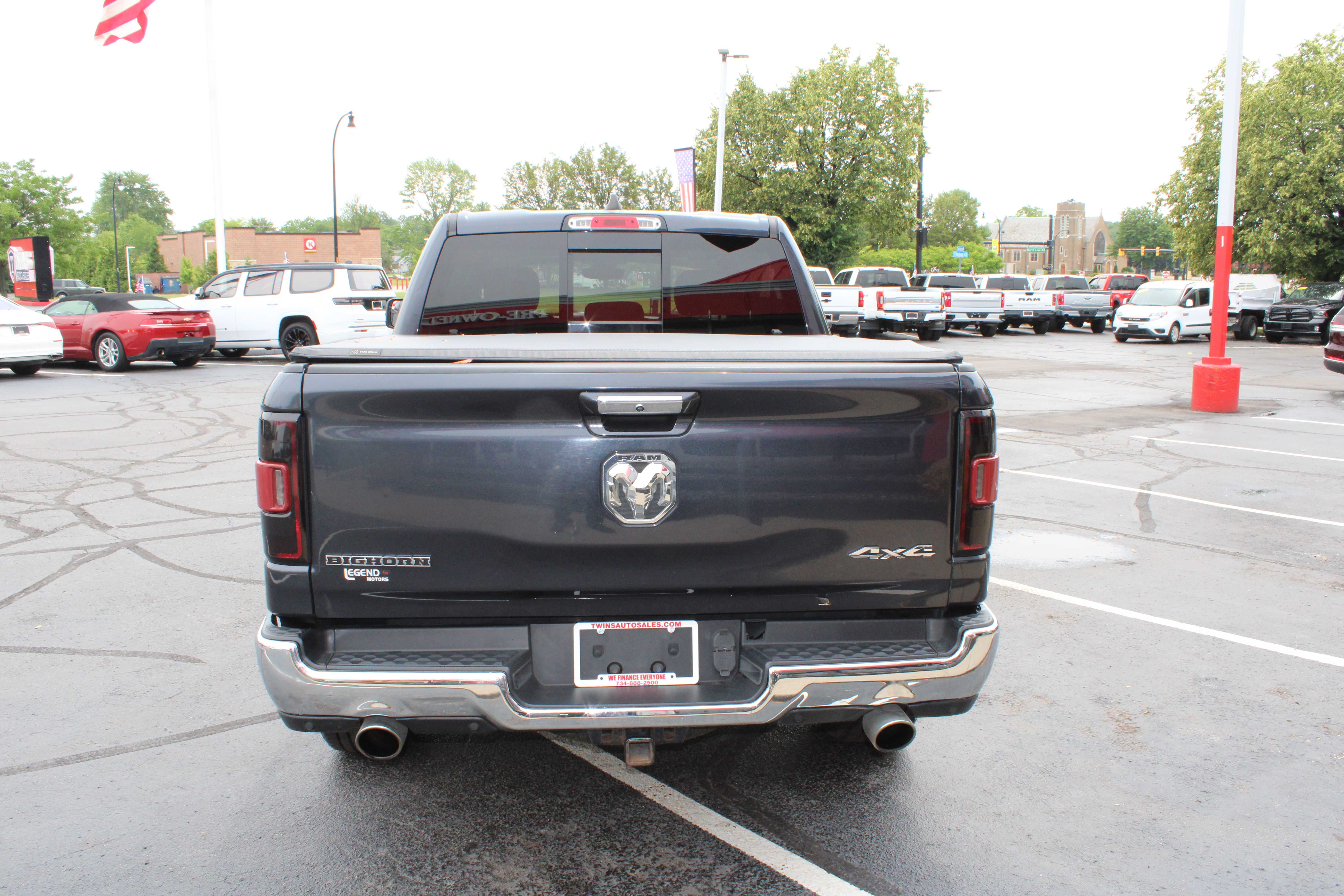 GREY, 2019 RAM 1500 CREW CAB Thumnail Image 7