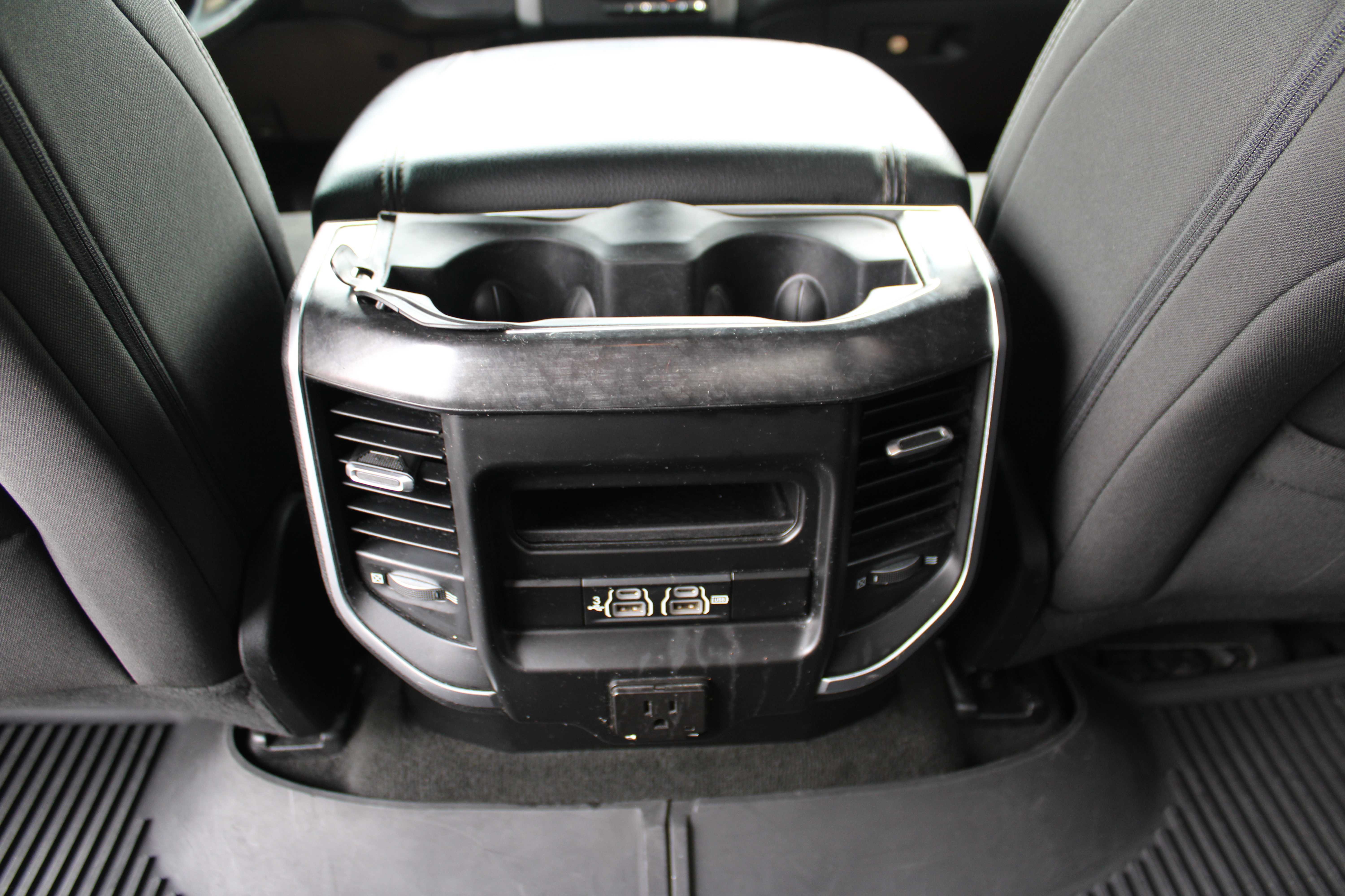 GREY, 2019 RAM 1500 CREW CAB Thumnail Image 23