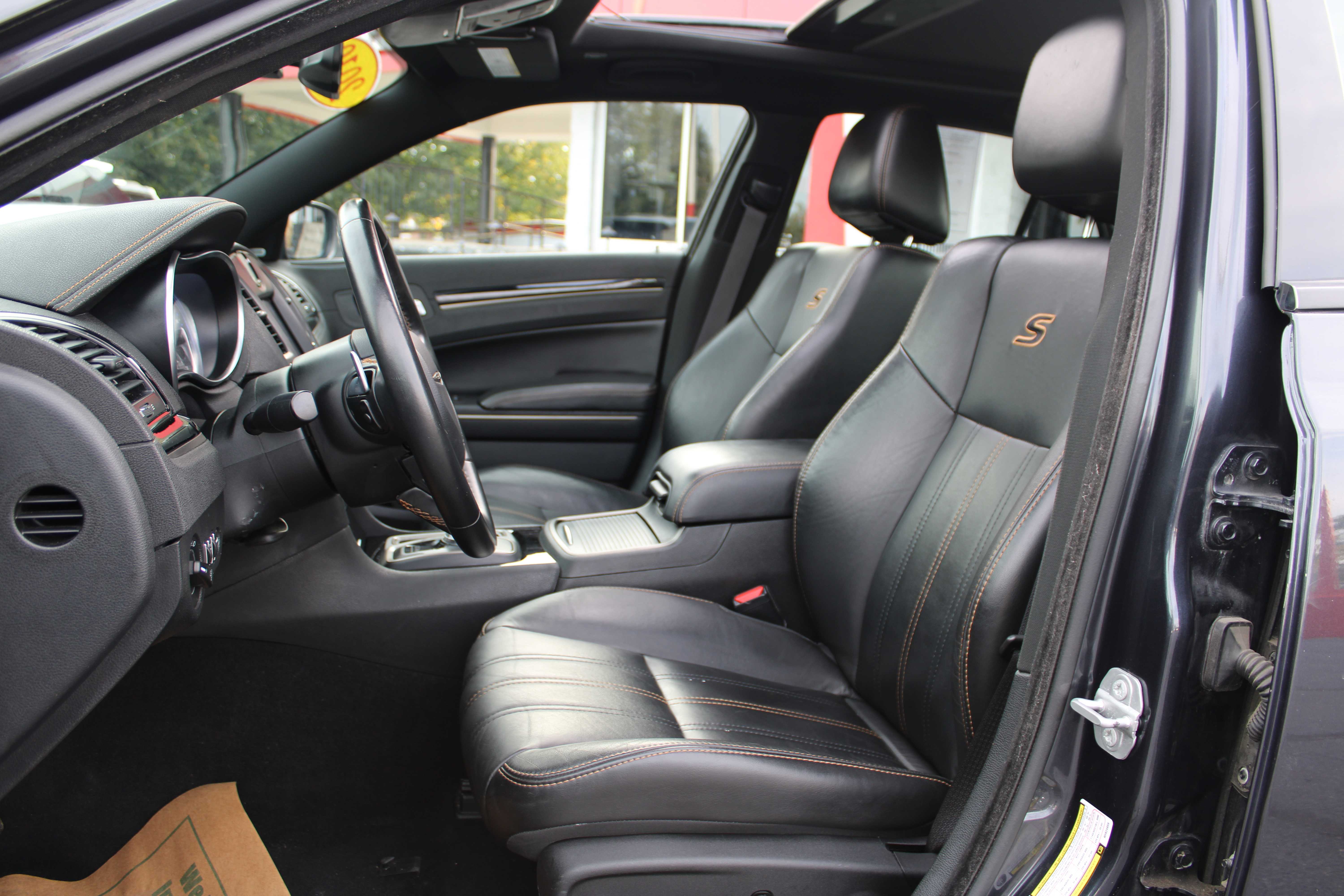 BLACK, 2019 CHRYSLER 300 Thumnail Image 7