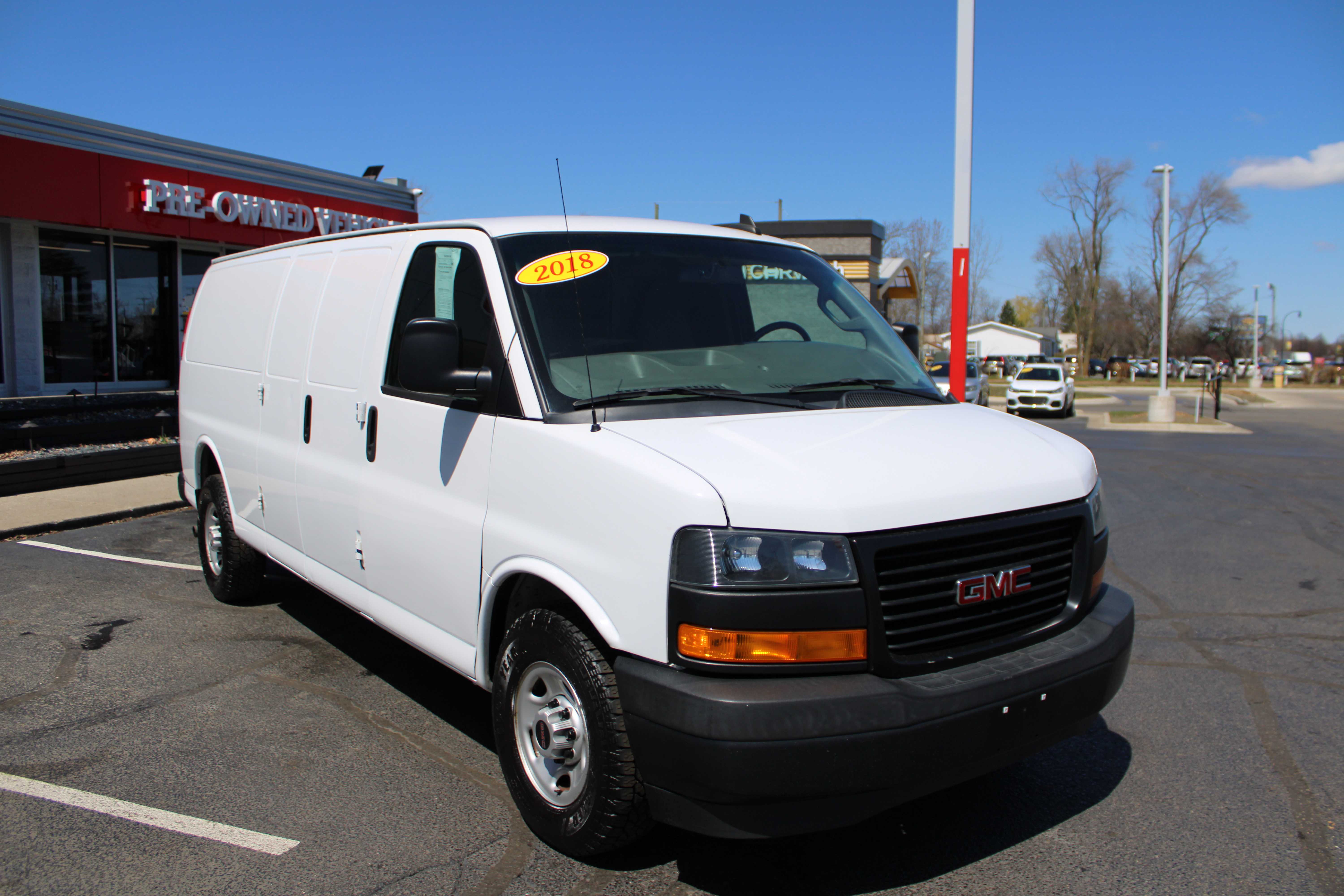 WHITE, 2018 GMC SAVANA 3500 CARGO Thumnail Image 7
