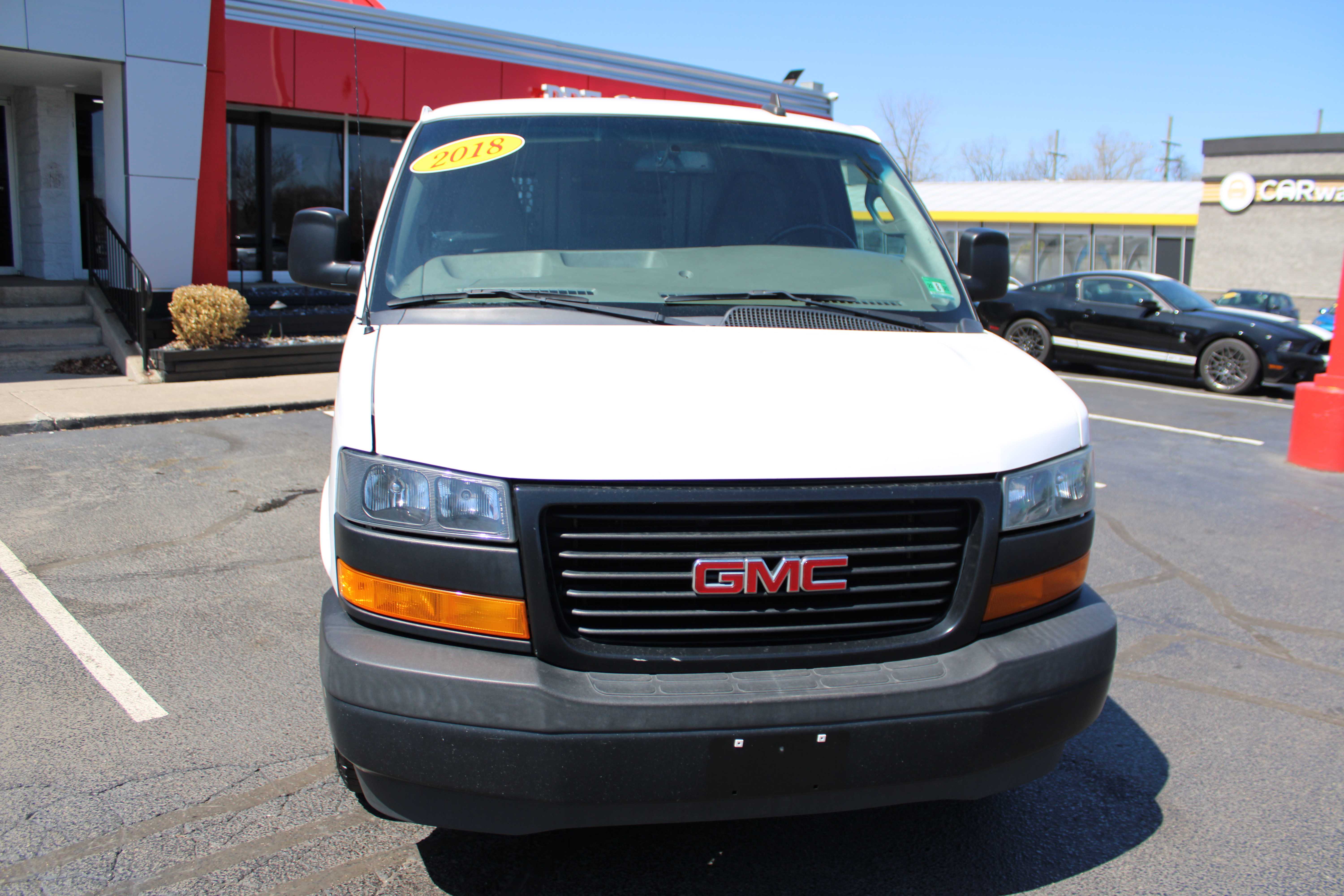 WHITE, 2018 GMC SAVANA 3500 CARGO Thumnail Image 8