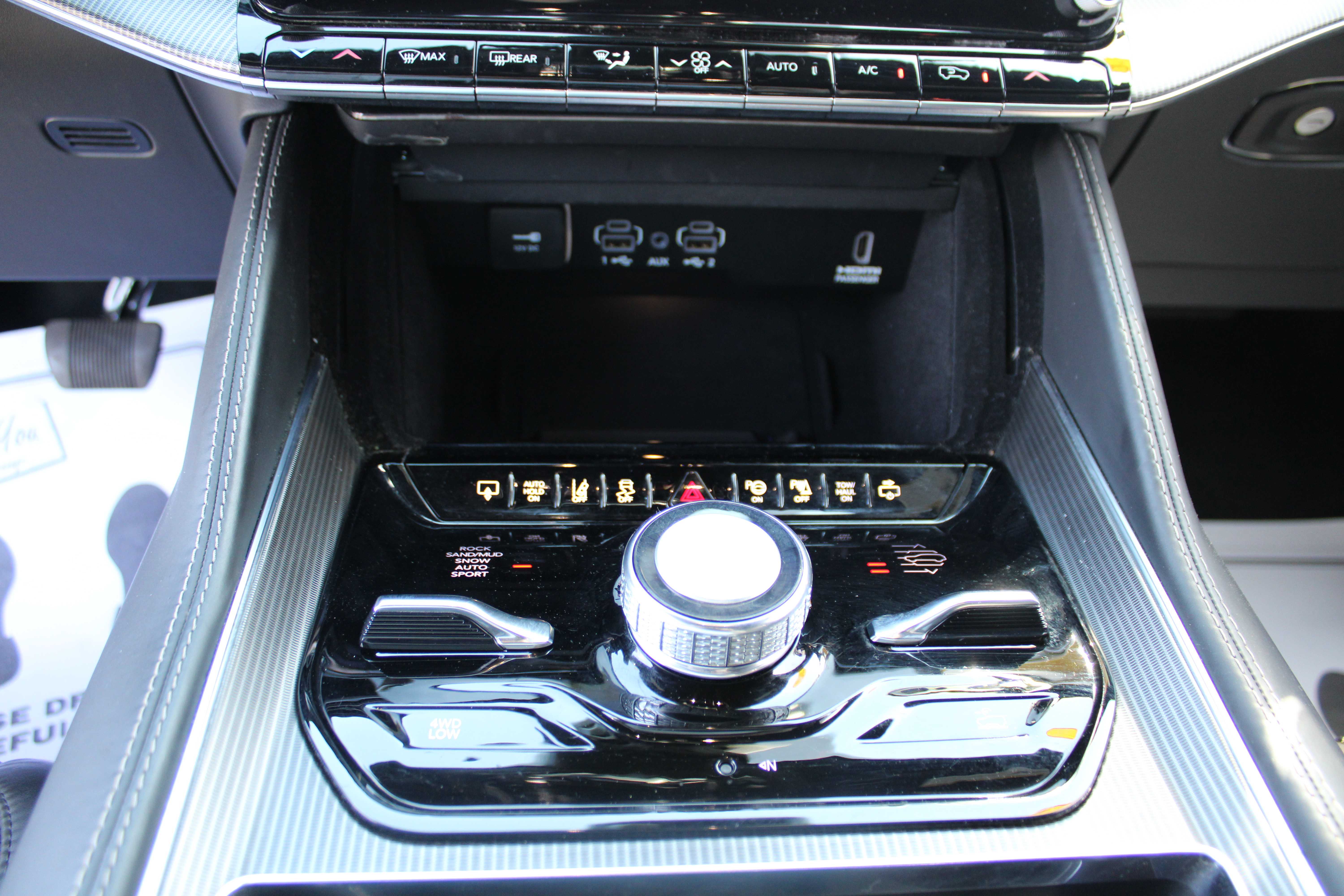 WHITE, 2022 JEEP GRAND WAGONEER Thumnail Image 18