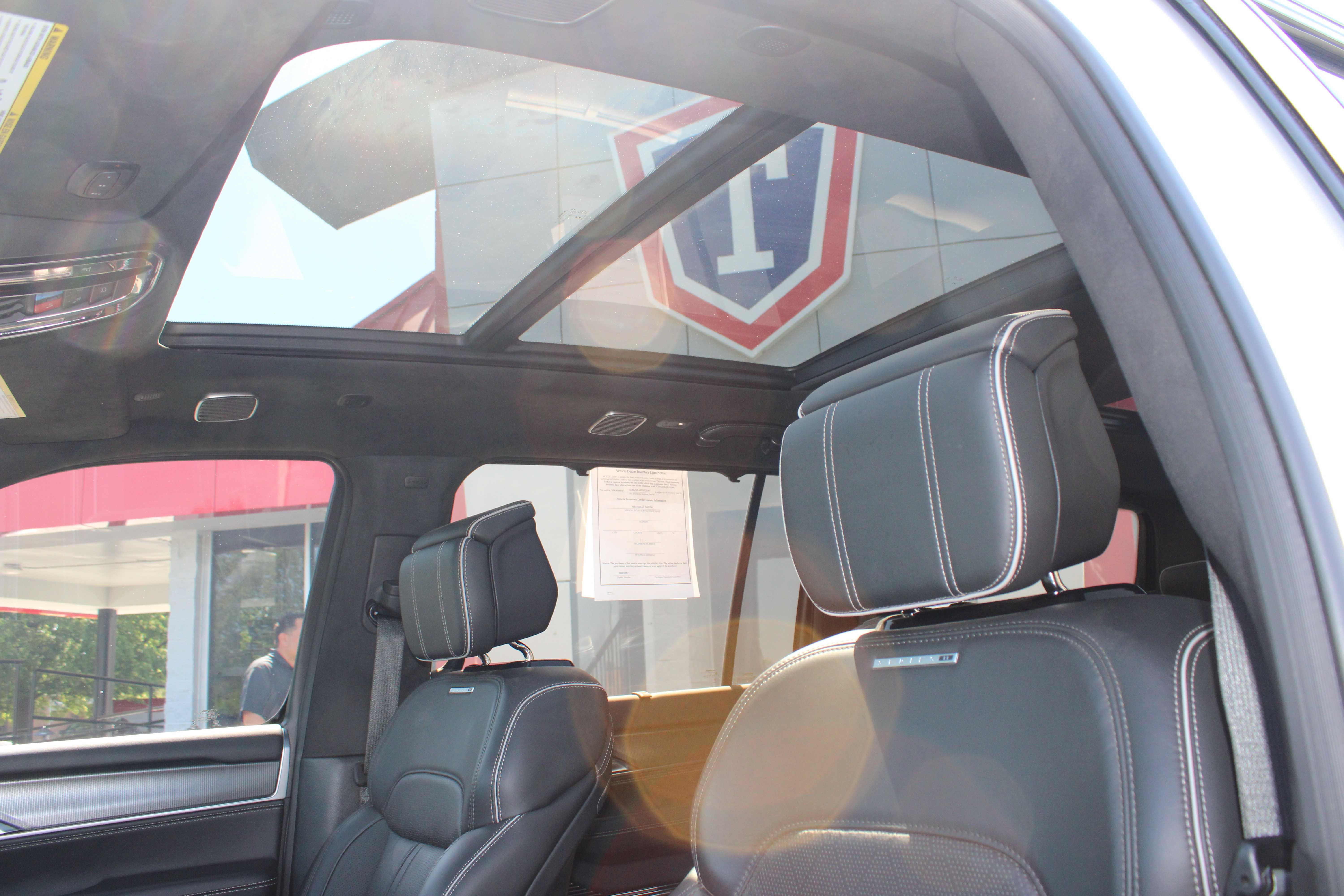 WHITE, 2022 JEEP GRAND WAGONEER Thumnail Image 23