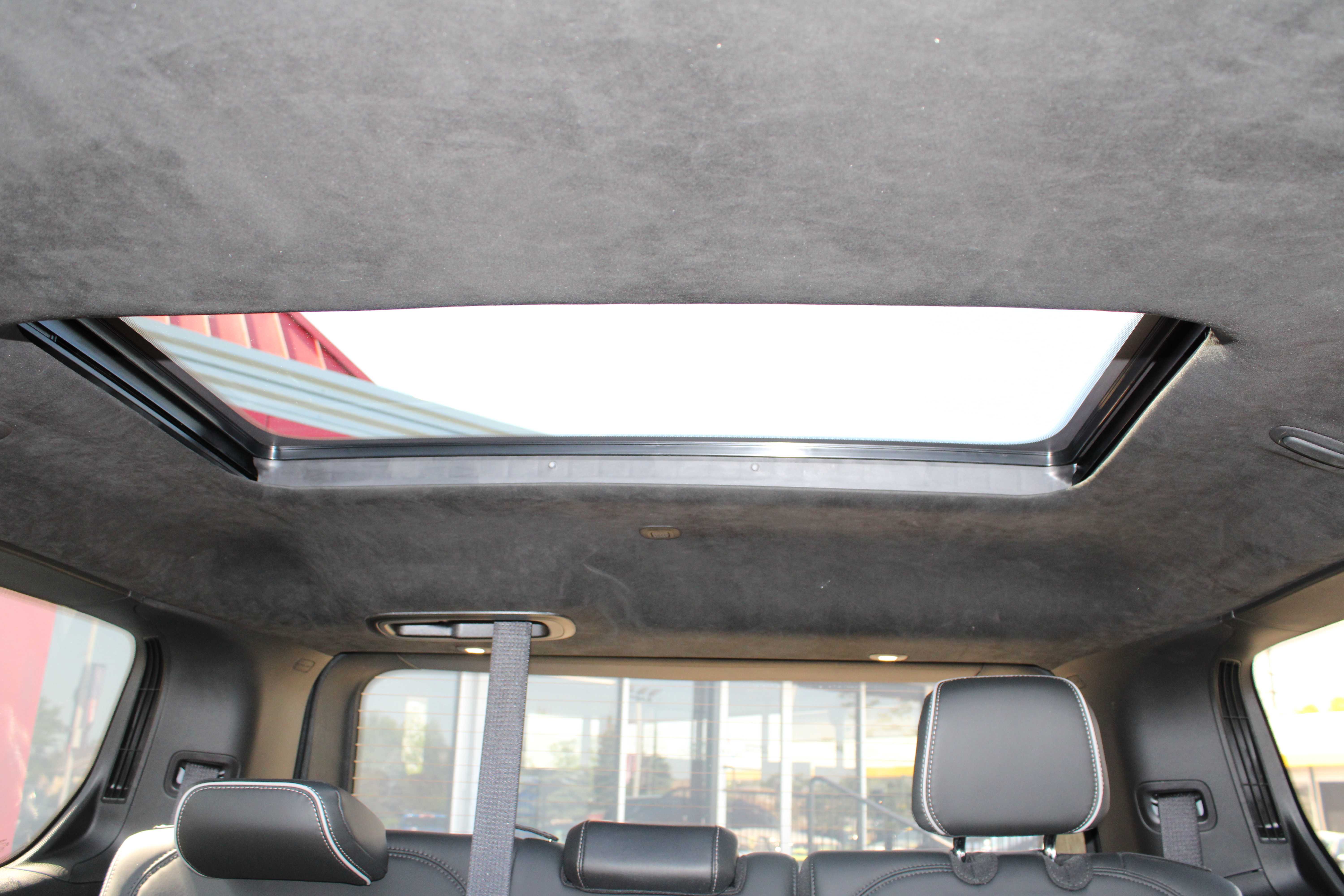 WHITE, 2022 JEEP GRAND WAGONEER Thumnail Image 30