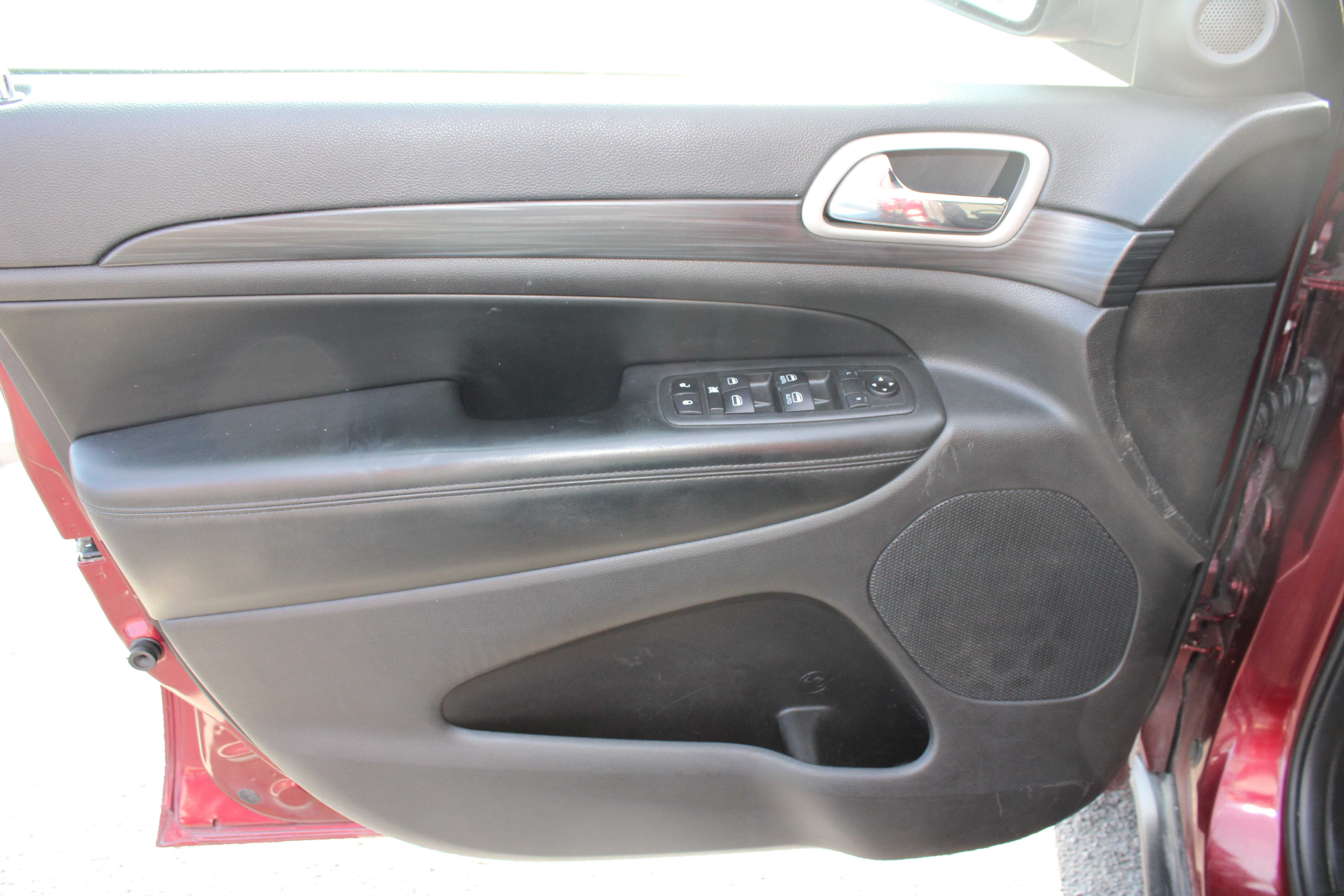 RED, 2020 JEEP GRAND CHEROKEE Thumnail Image 9