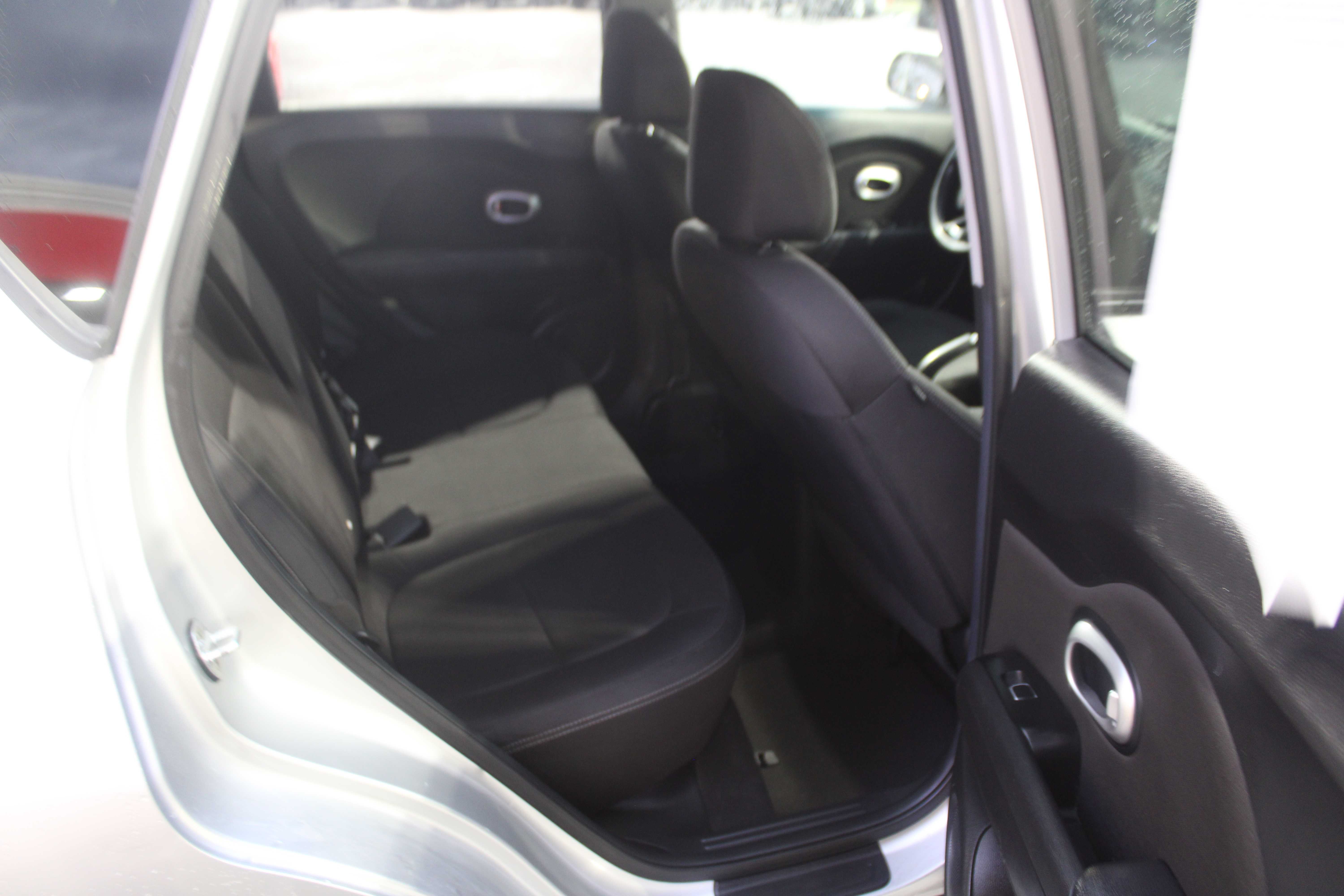 SILVER, 2017 KIA SOUL Thumnail Image 9