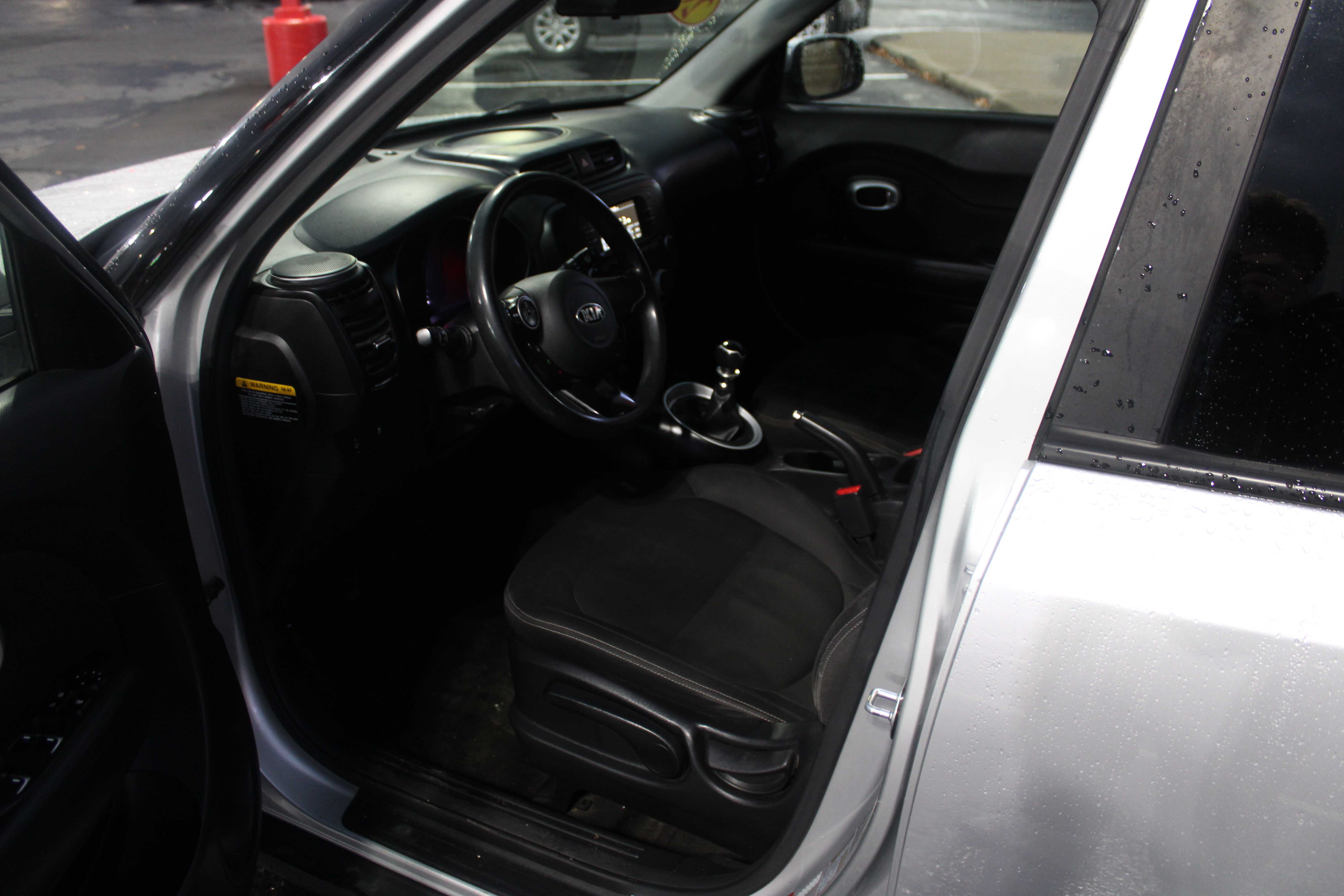 SILVER, 2017 KIA SOUL Thumnail Image 11