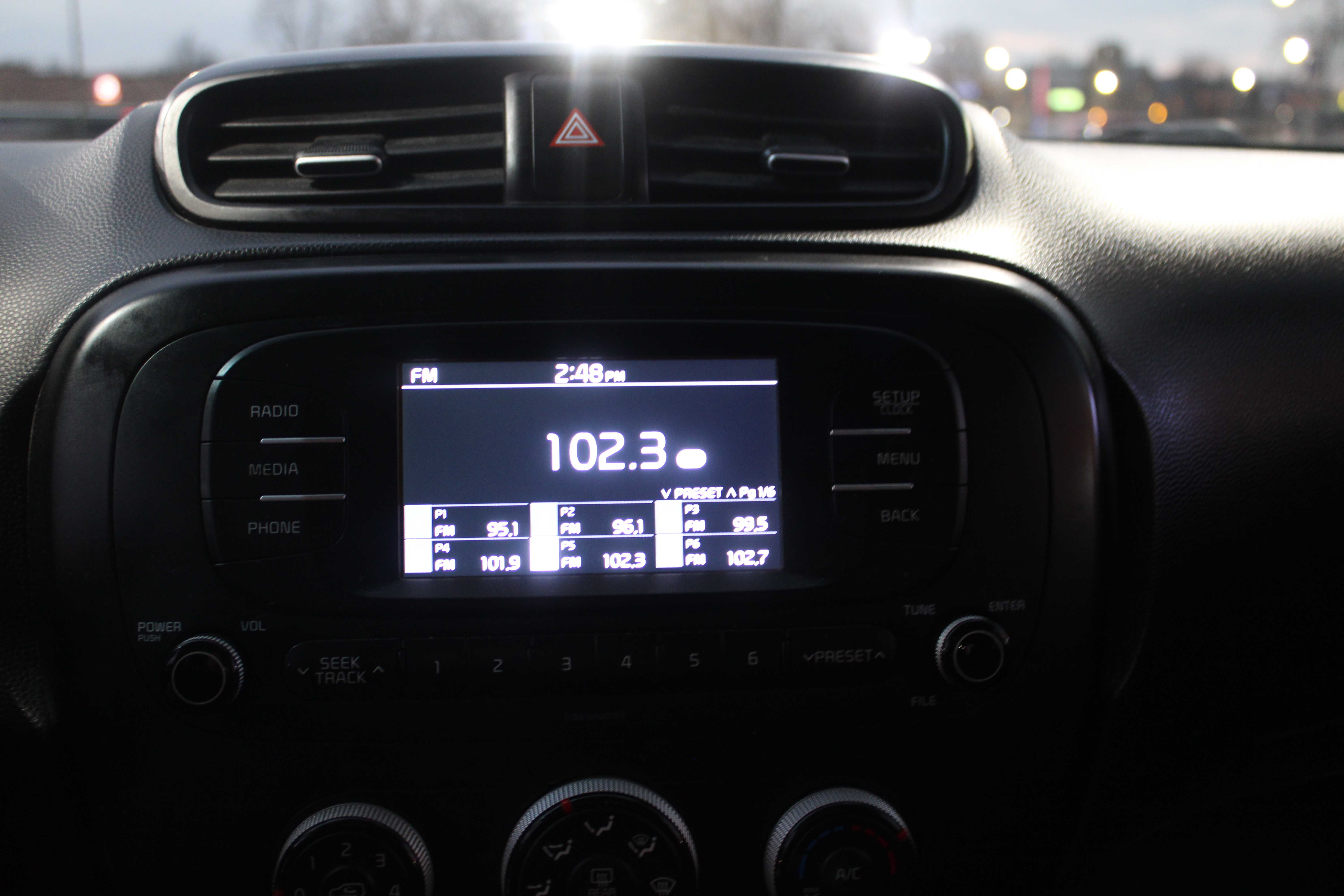 SILVER, 2017 KIA SOUL Thumnail Image 15