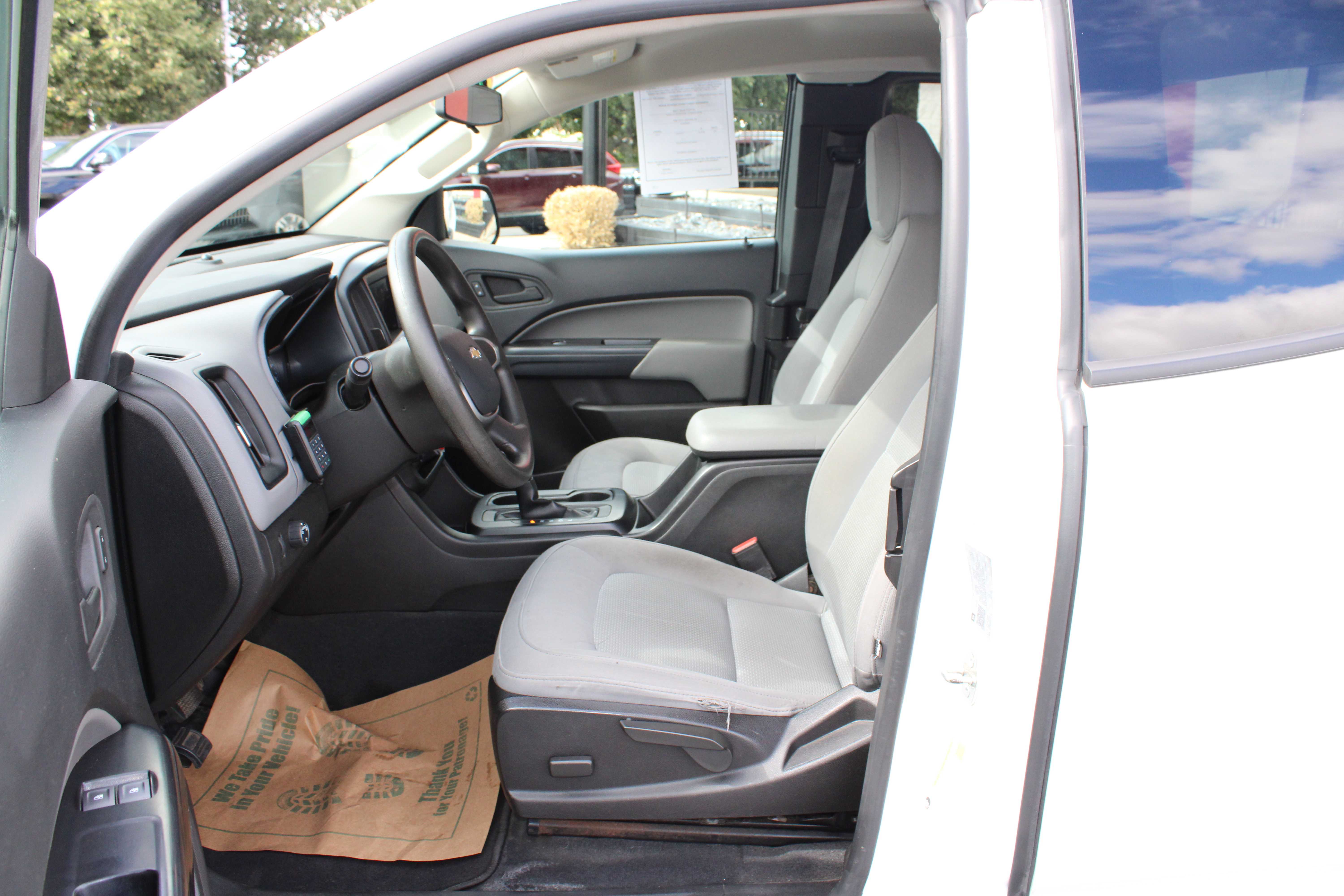 WHITE, 2020 CHEVROLET COLORADO EXTENDED CAB Thumnail Image 10