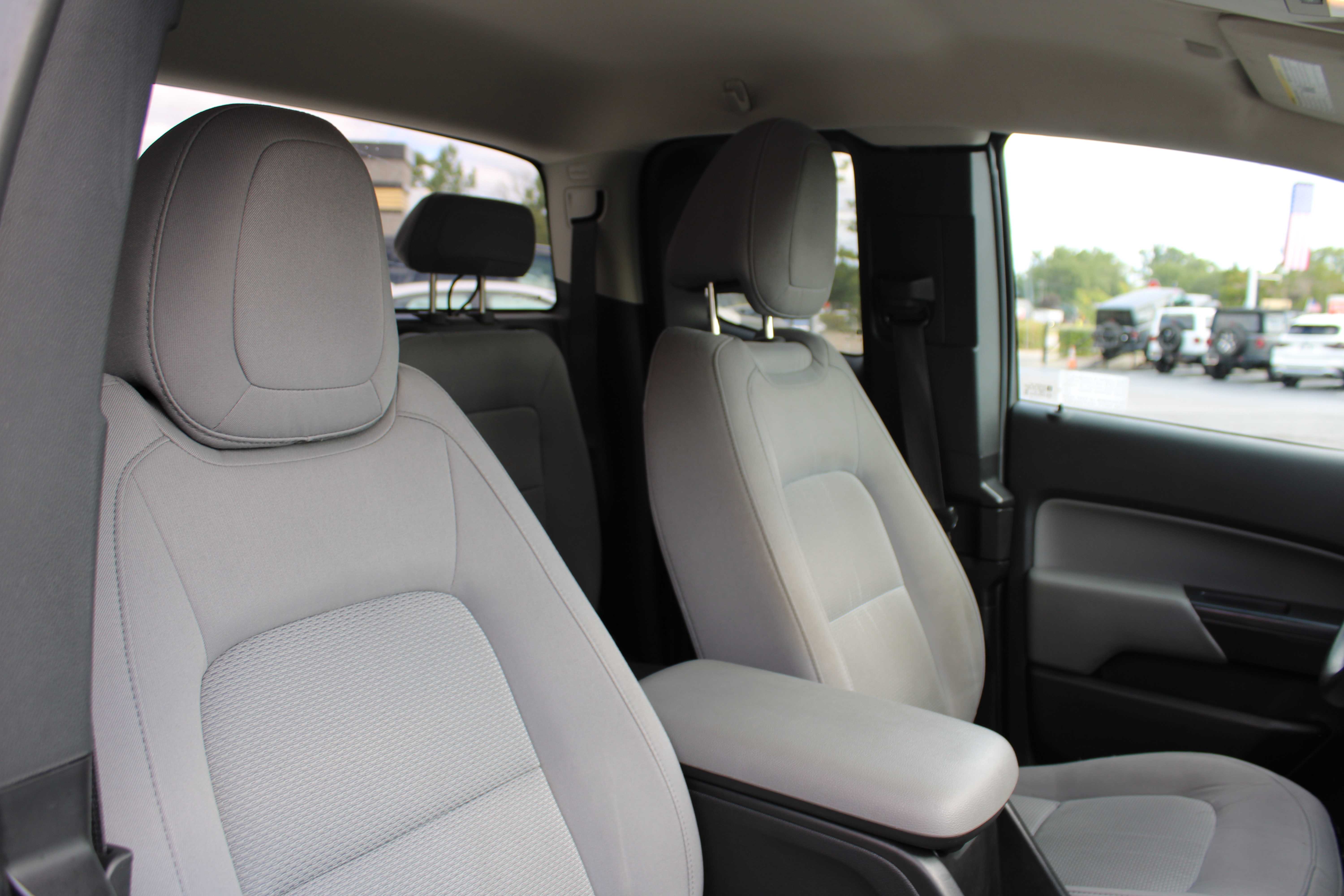 WHITE, 2020 CHEVROLET COLORADO EXTENDED CAB Thumnail Image 21