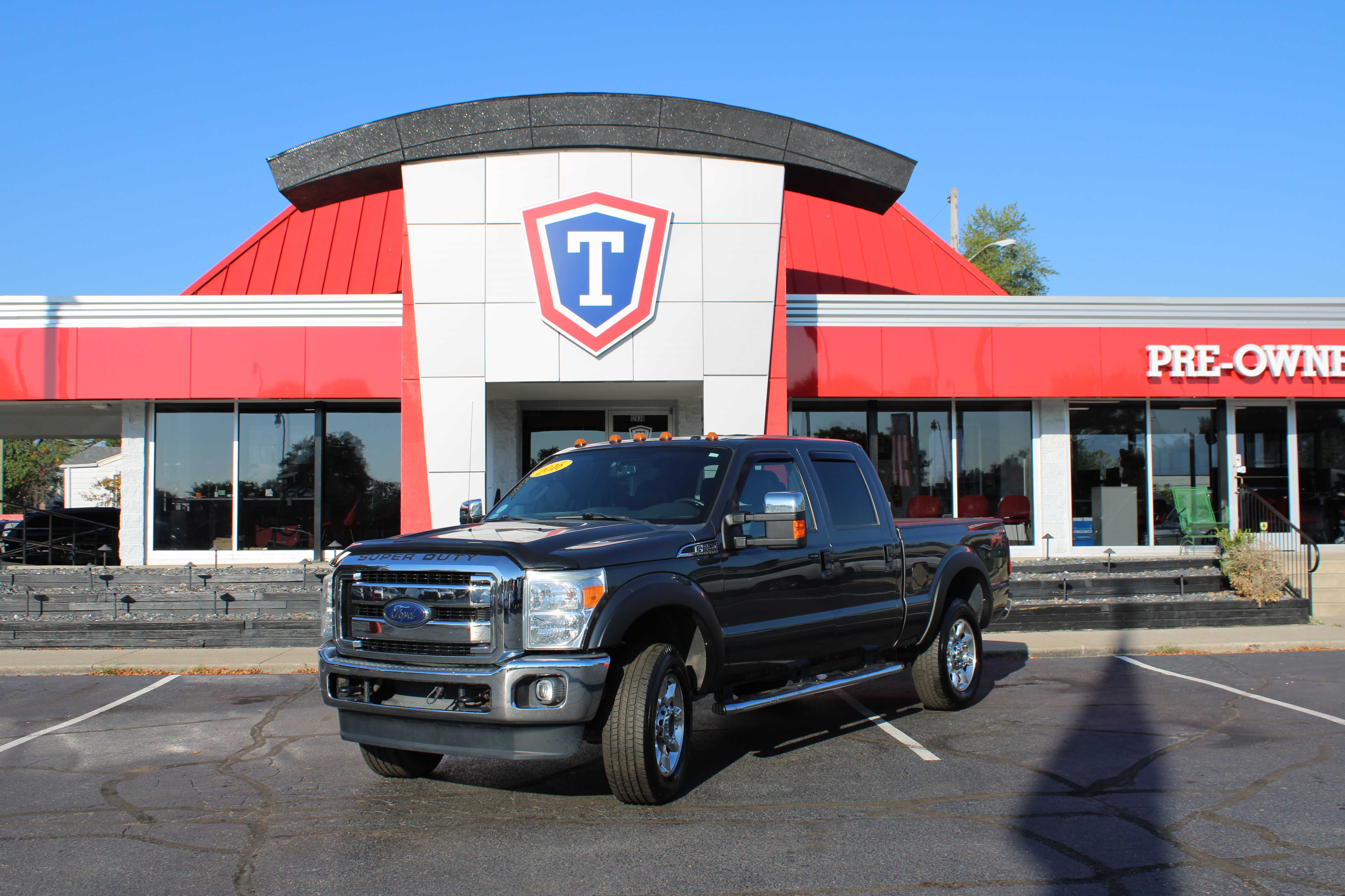 GREY, 2016 FORD F250 SUPER DUTY CREW CAB Image 