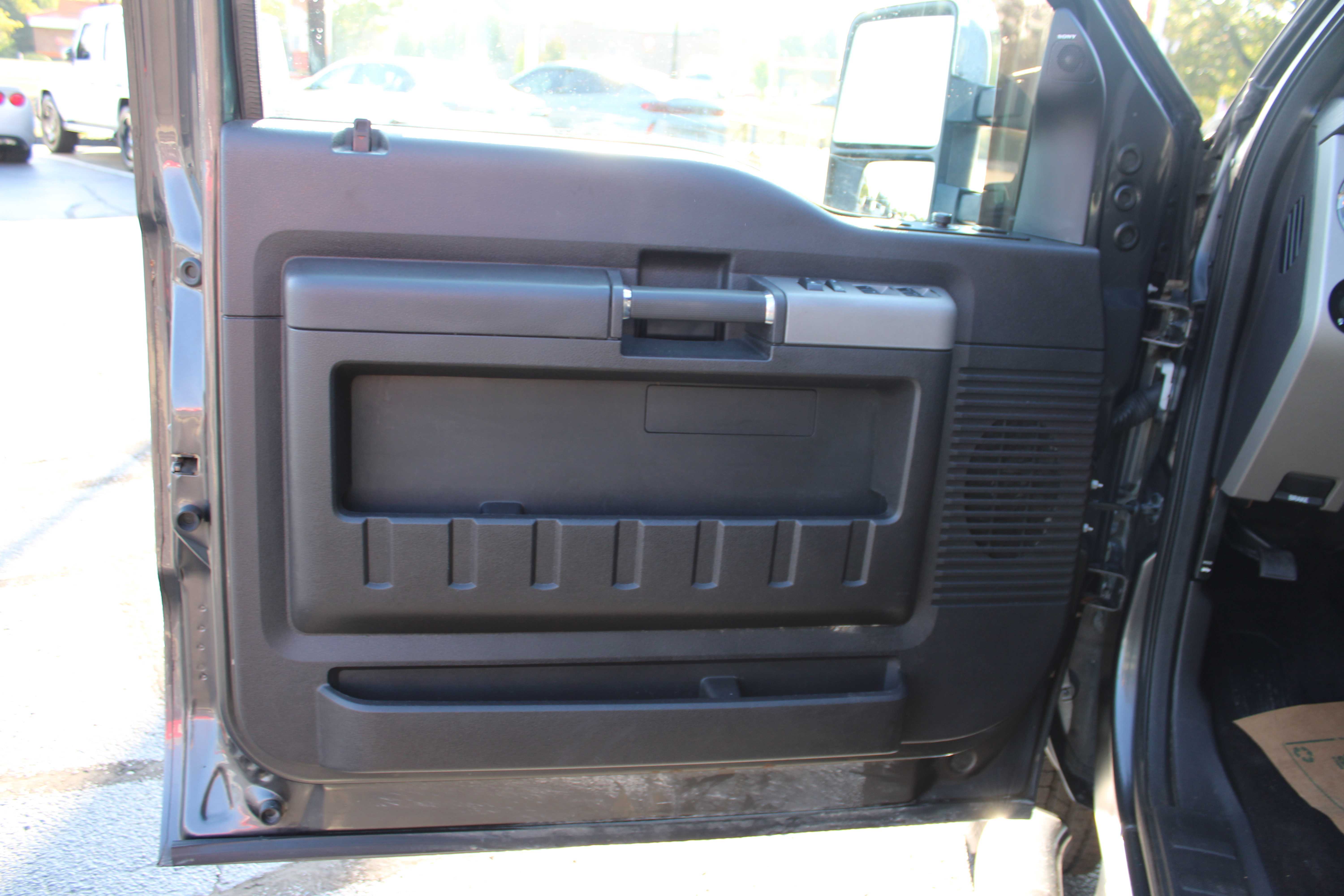 GREY, 2016 FORD F250 SUPER DUTY CREW CAB Thumnail Image 12