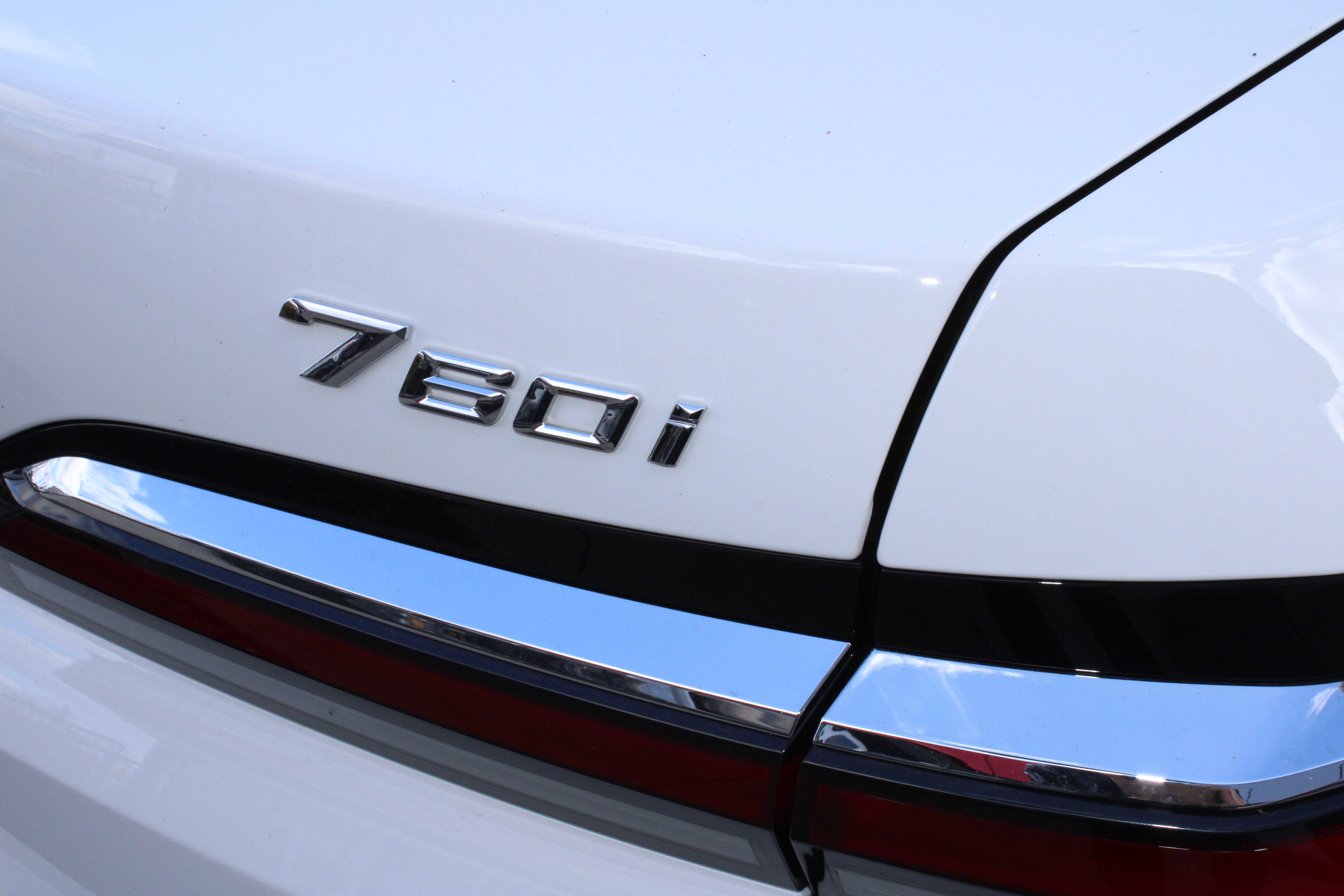 WHITE, 2023 BMW 7 SERIES Thumnail Image 6