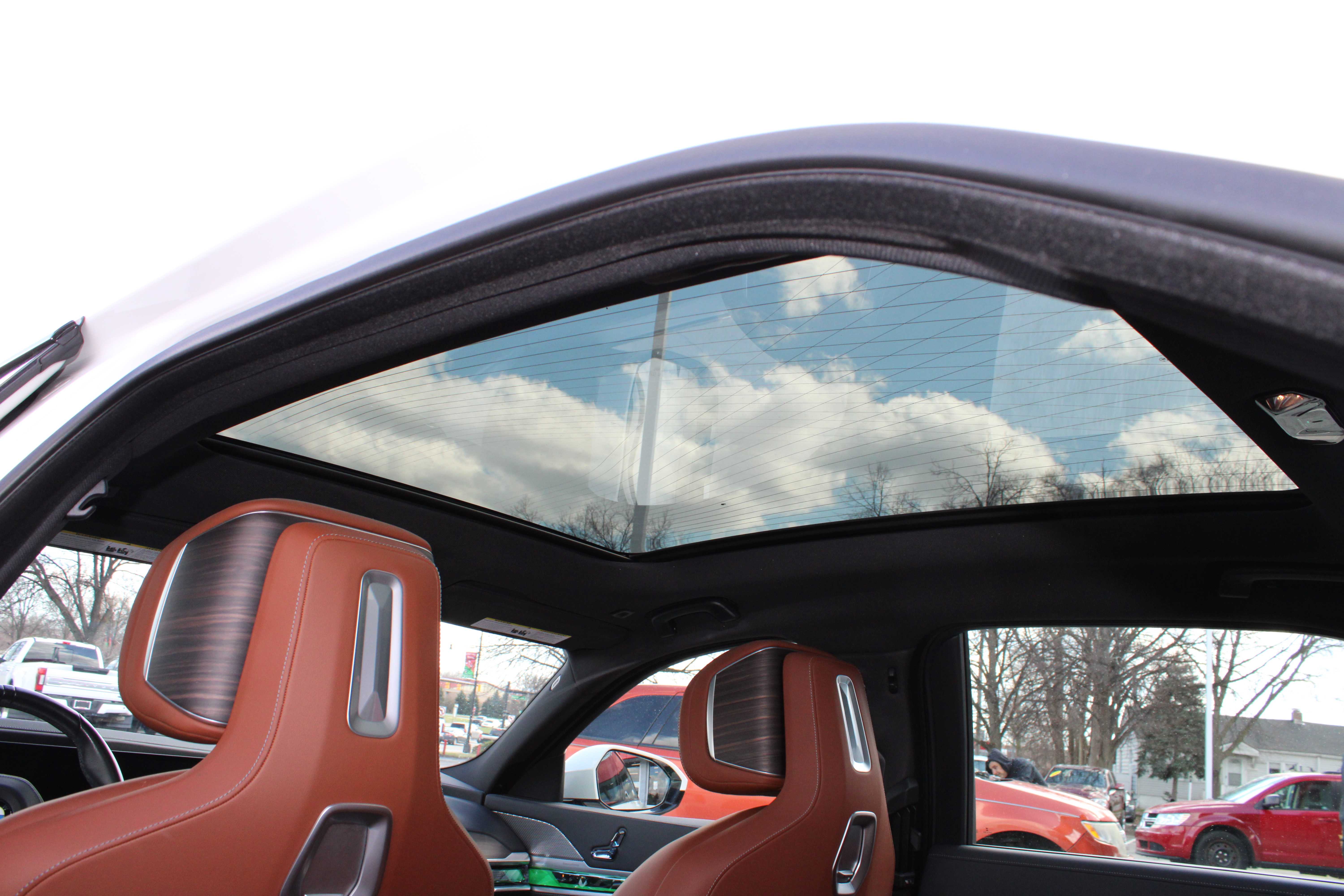 WHITE, 2023 BMW 7 SERIES Thumnail Image 10