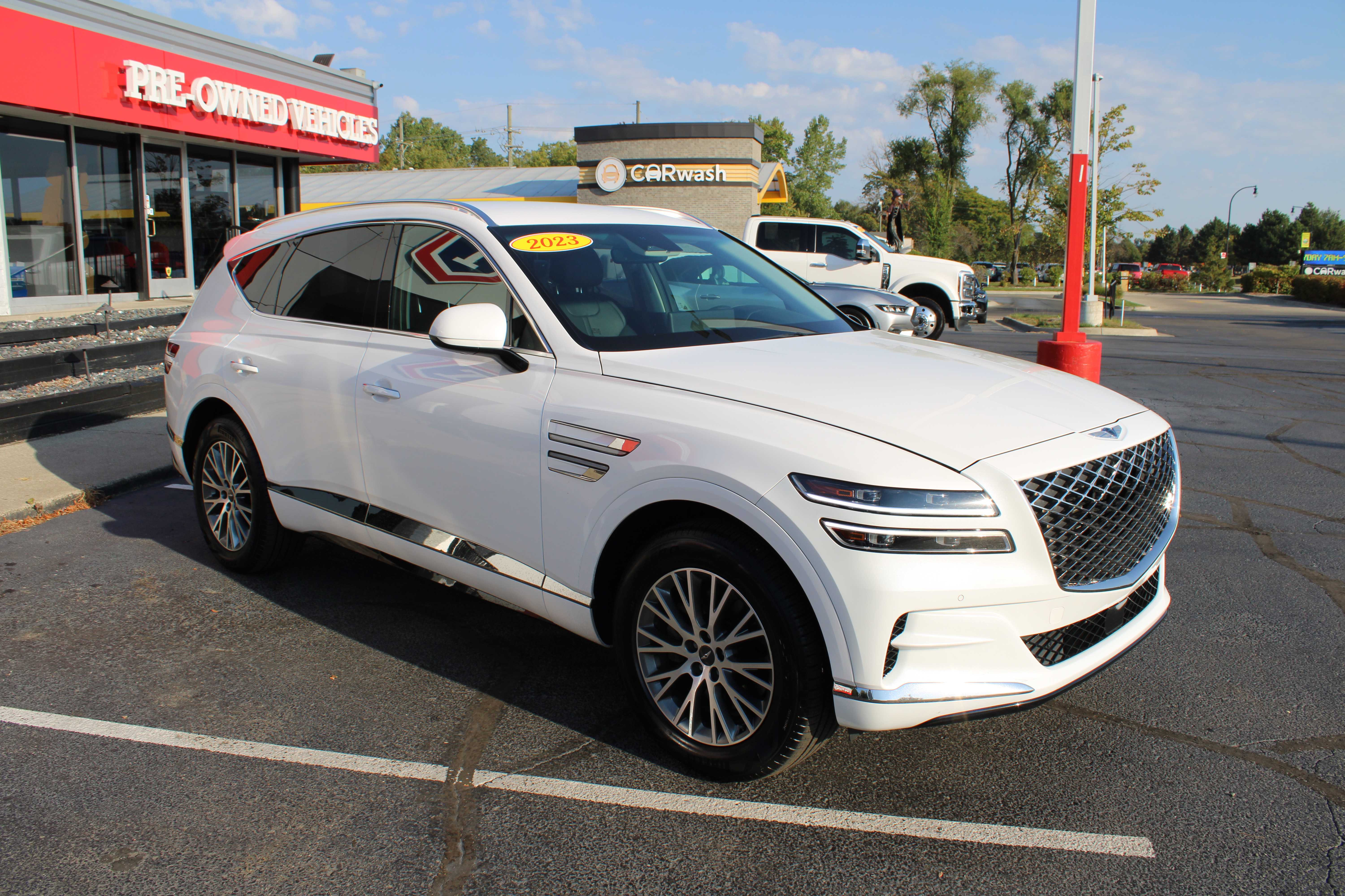 WHITE, 2023 GENESIS GV80 Thumnail Image 4