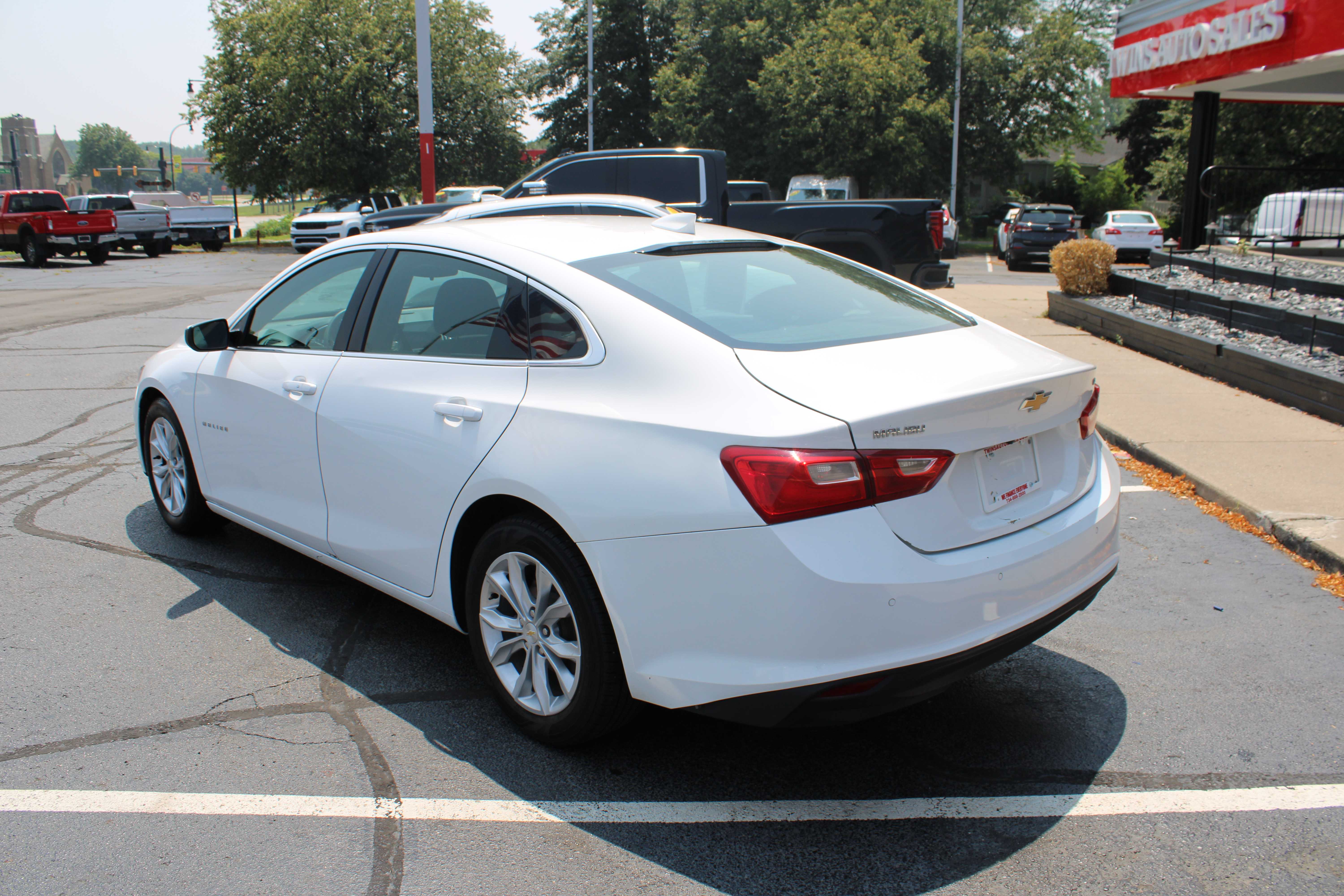 WHITE, 2023 CHEVROLET MALIBU Thumnail Image 8