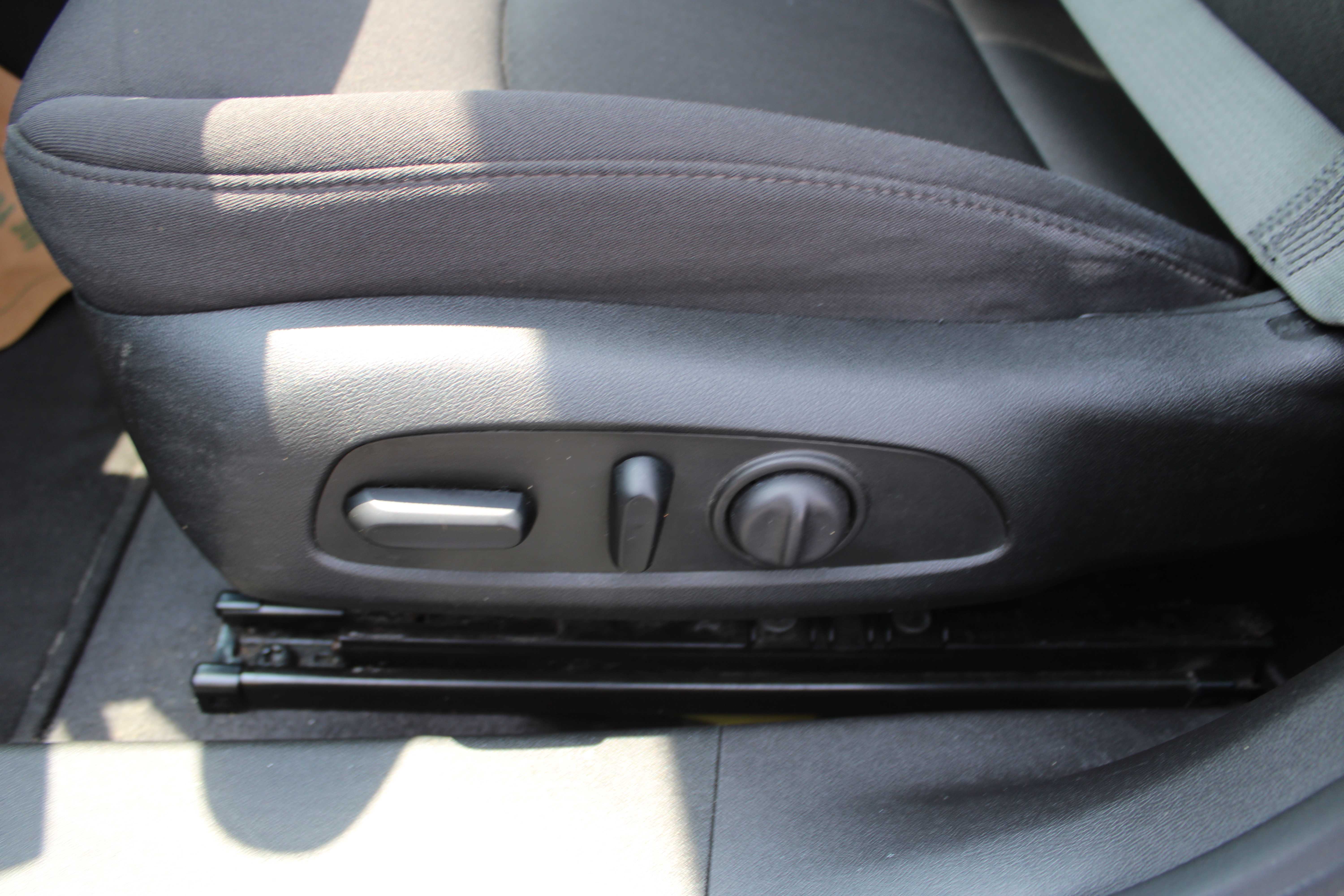 WHITE, 2023 CHEVROLET MALIBU Thumnail Image 11