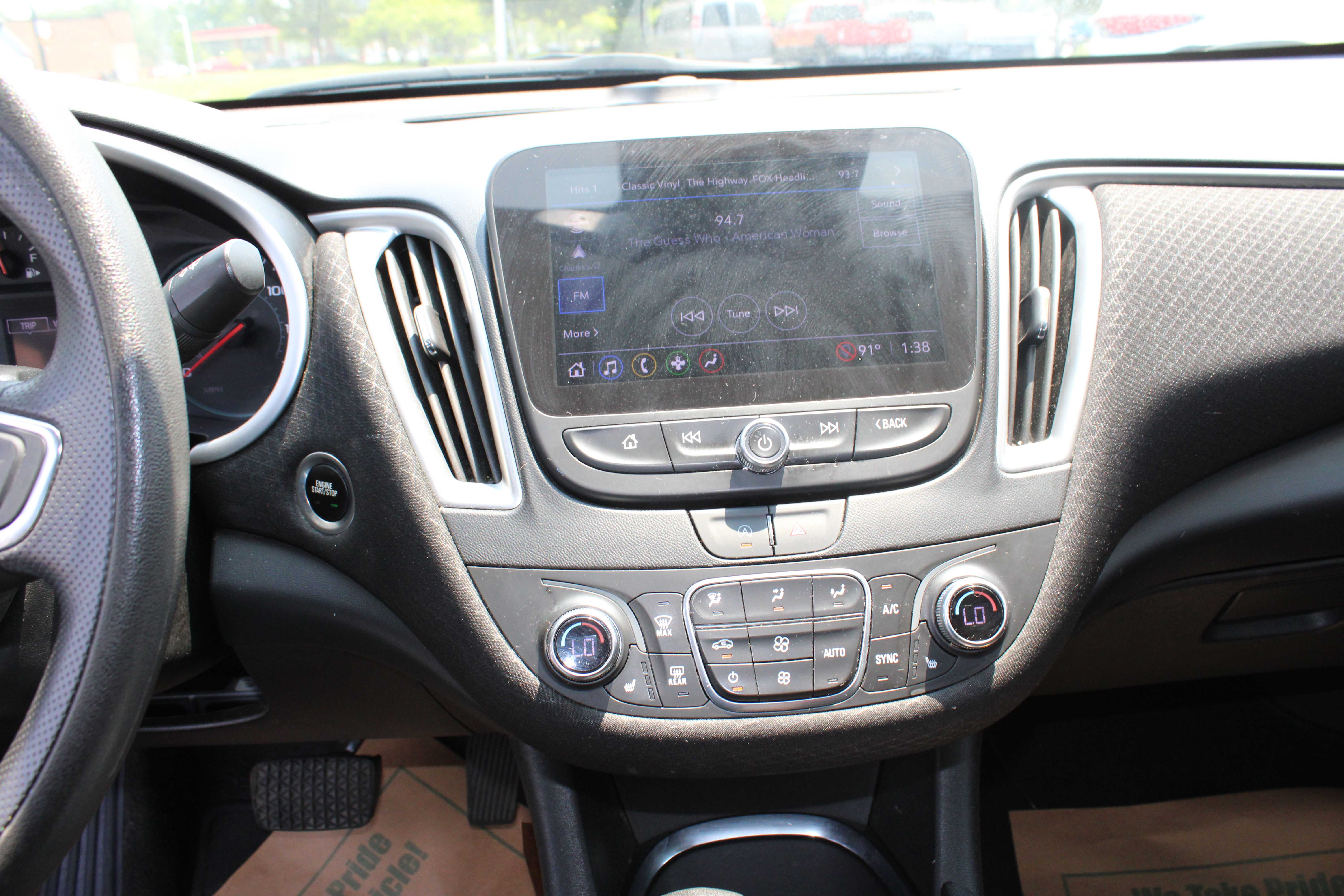 WHITE, 2023 CHEVROLET MALIBU Thumnail Image 13