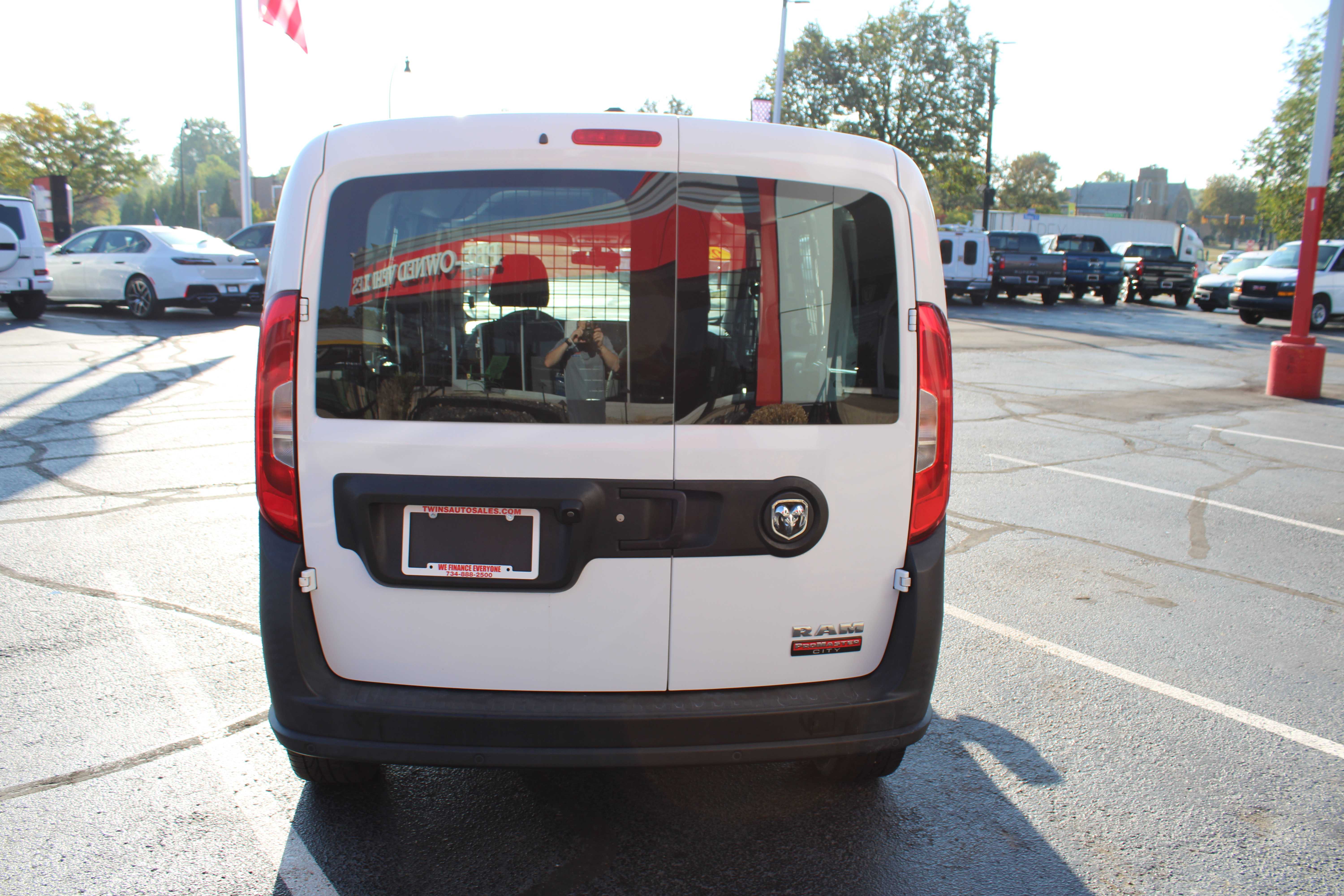 WHITE, 2020 RAM PROMASTER CITY Thumnail Image 7