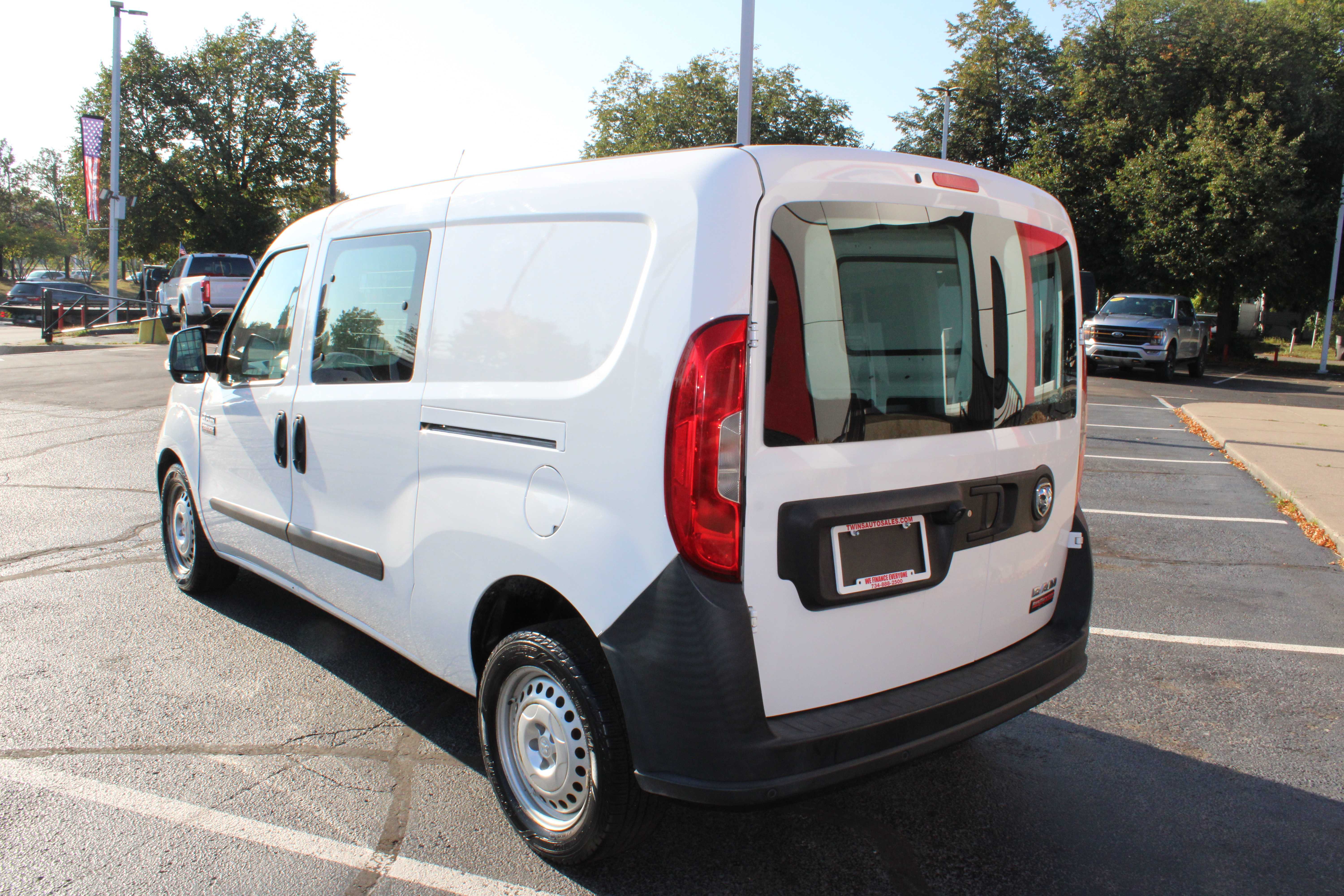 WHITE, 2020 RAM PROMASTER CITY Thumnail Image 8
