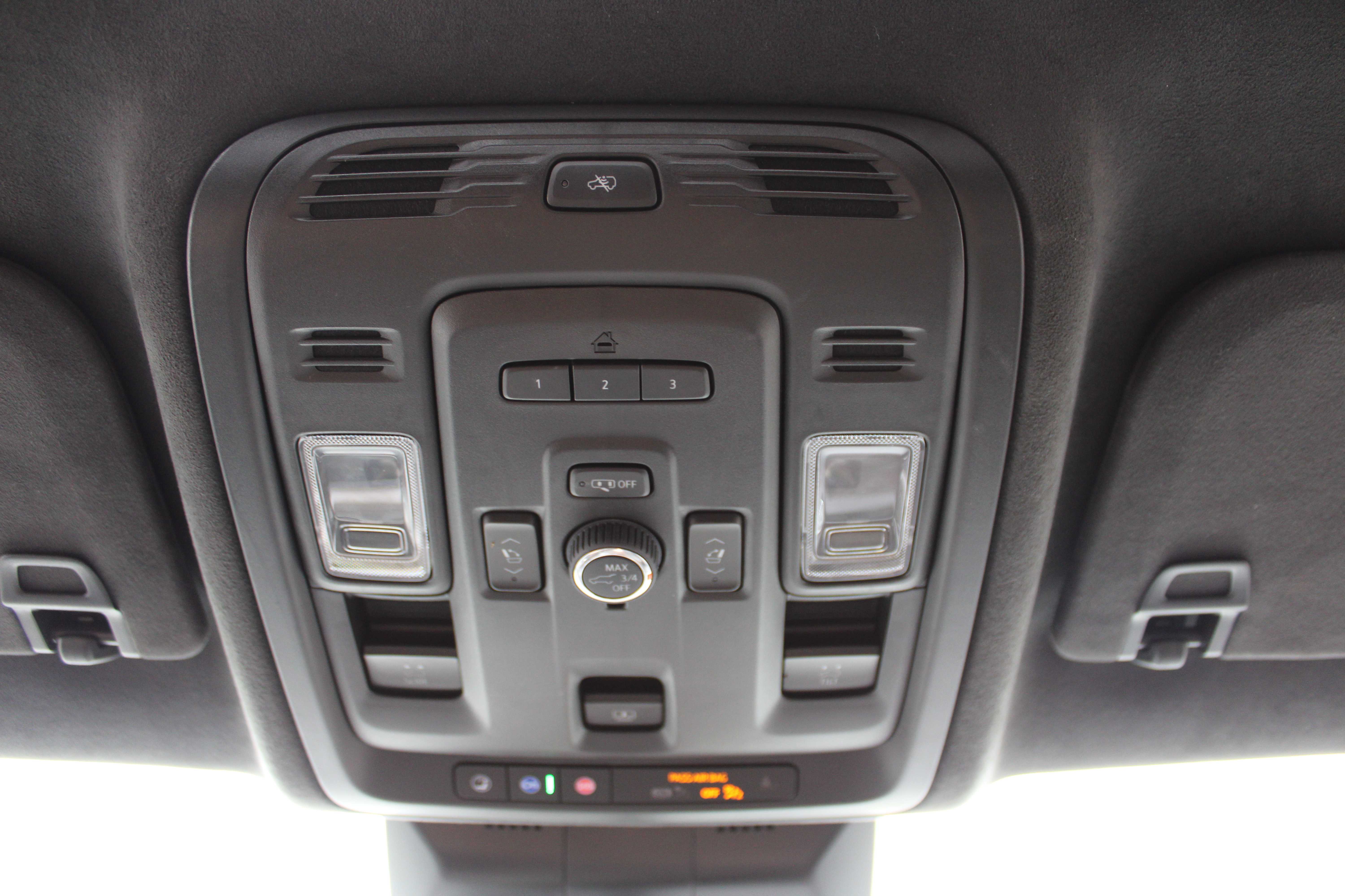 WHITE, 2022 CADILLAC ESCALADE Thumnail Image 21