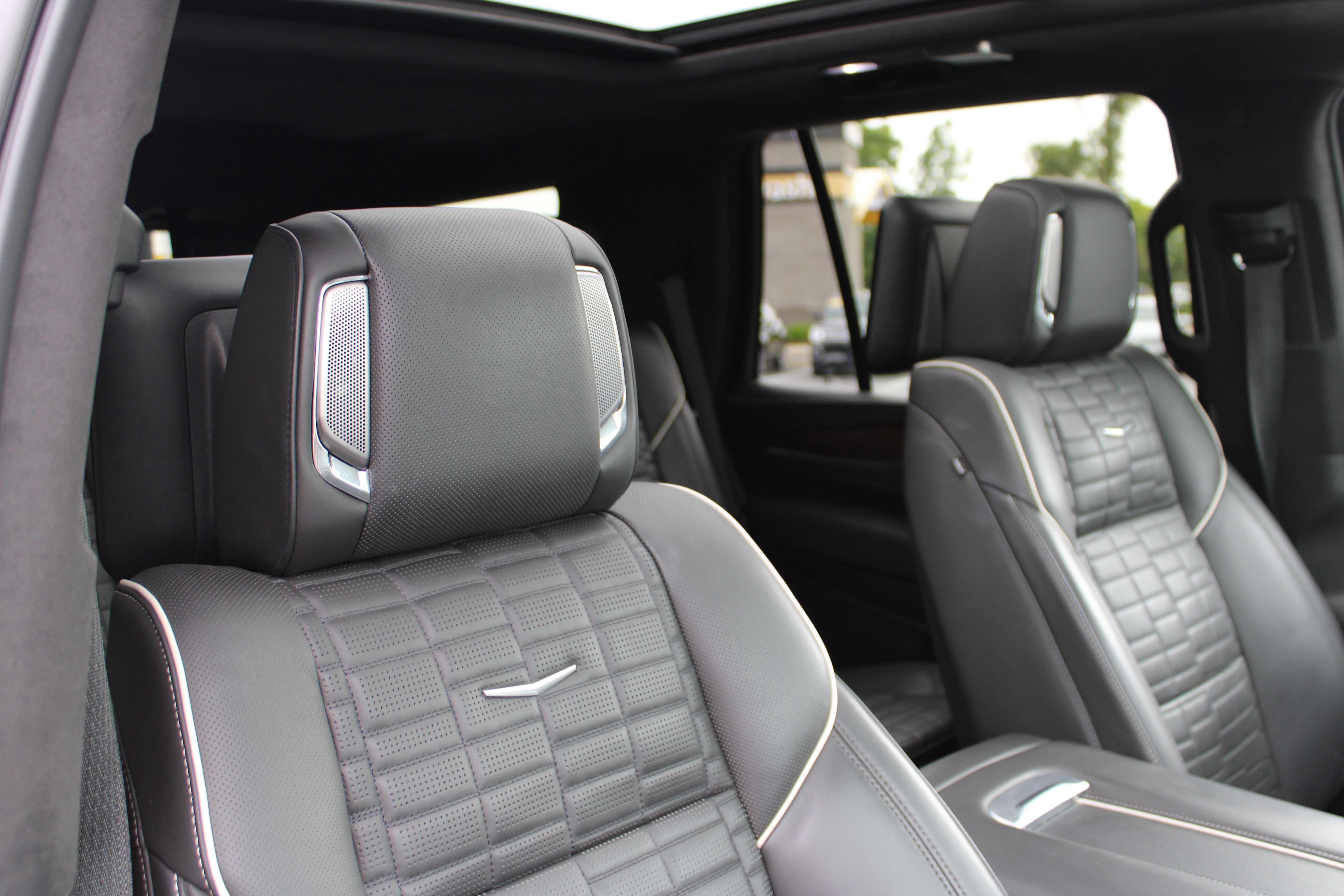 WHITE, 2022 CADILLAC ESCALADE Thumnail Image 34
