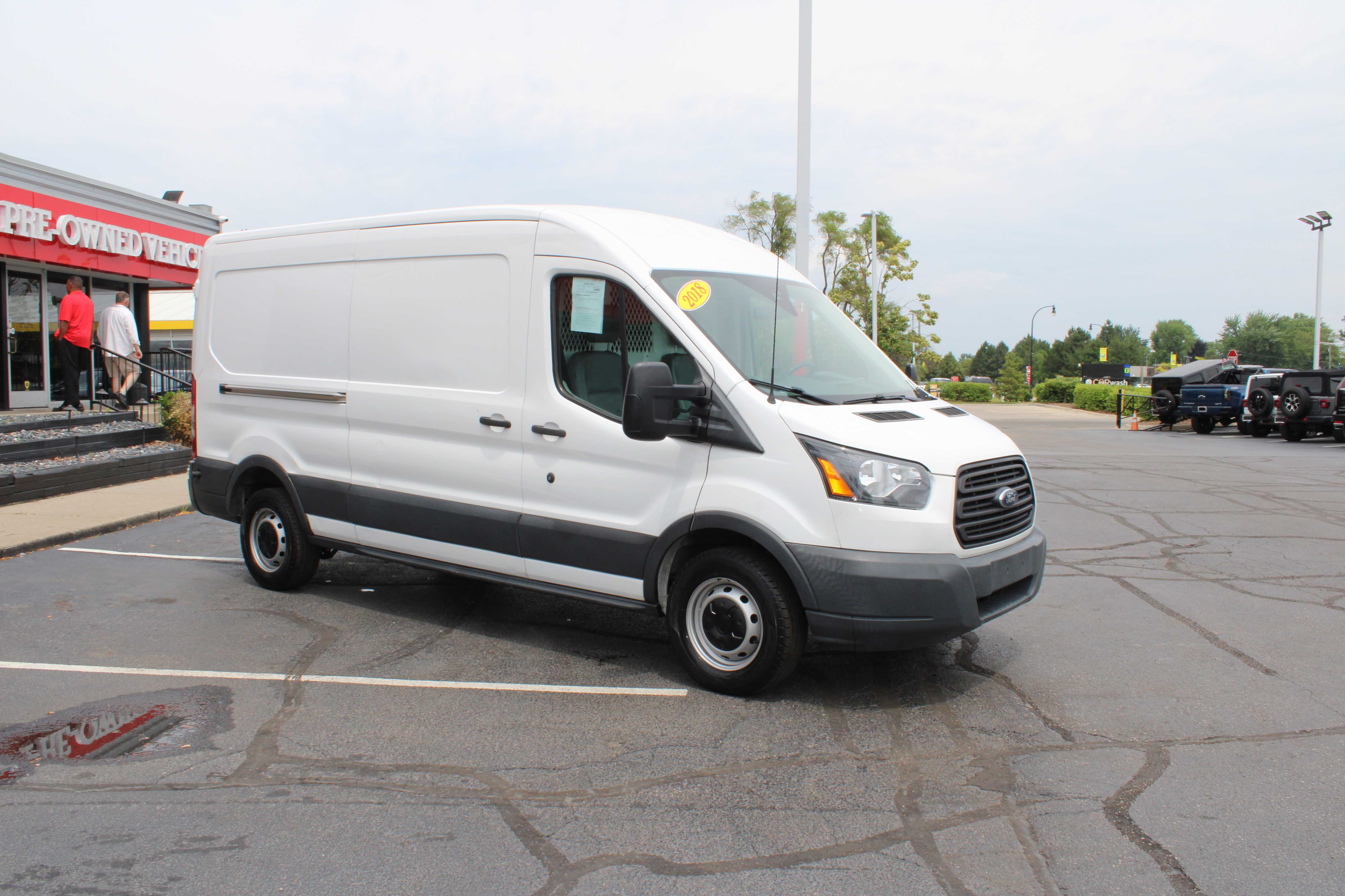 WHITE, 2018 FORD TRANSIT 350 VAN Thumnail Image 4