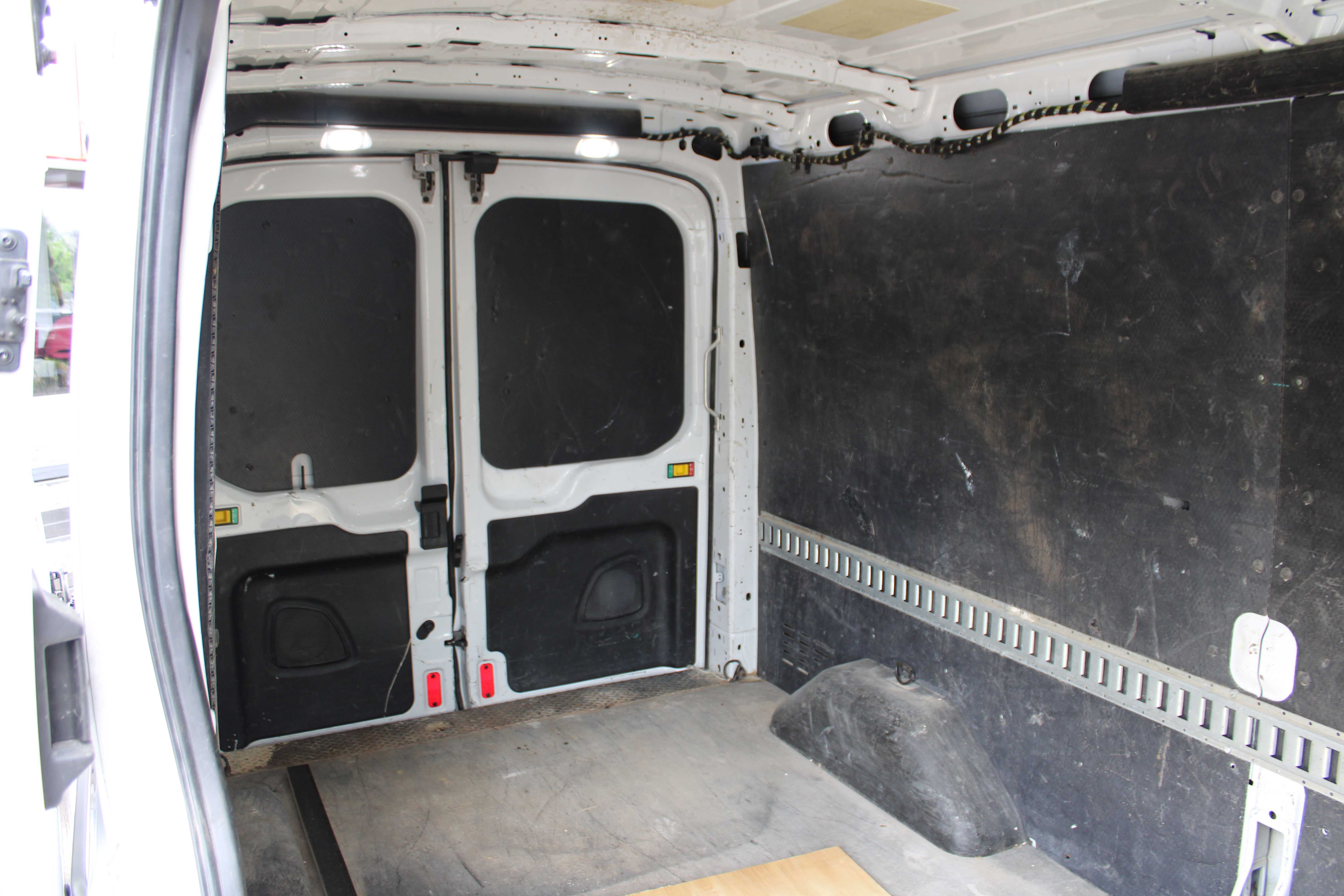 WHITE, 2018 FORD TRANSIT 350 VAN Thumnail Image 22