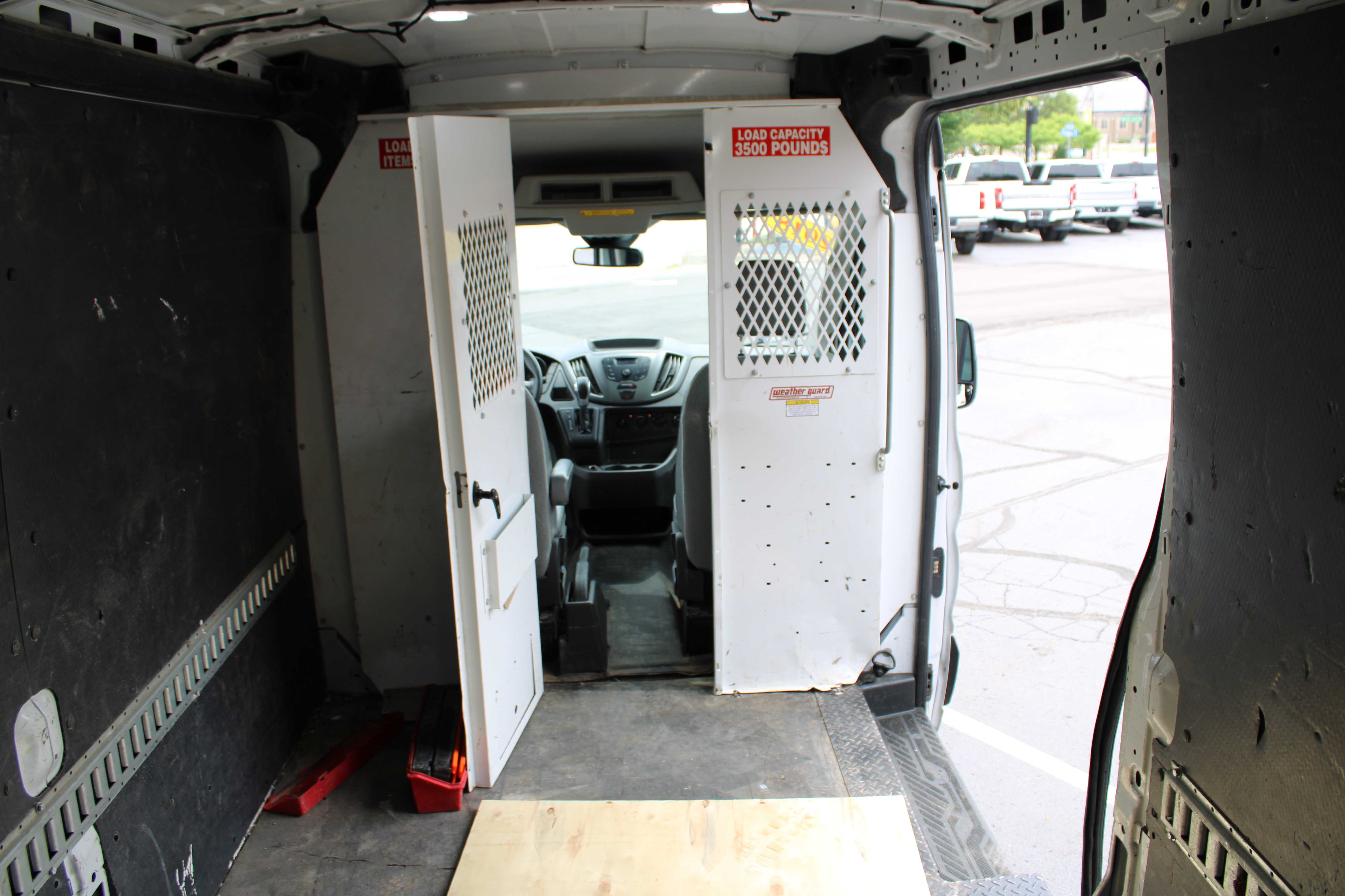 WHITE, 2018 FORD TRANSIT 350 VAN Thumnail Image 23