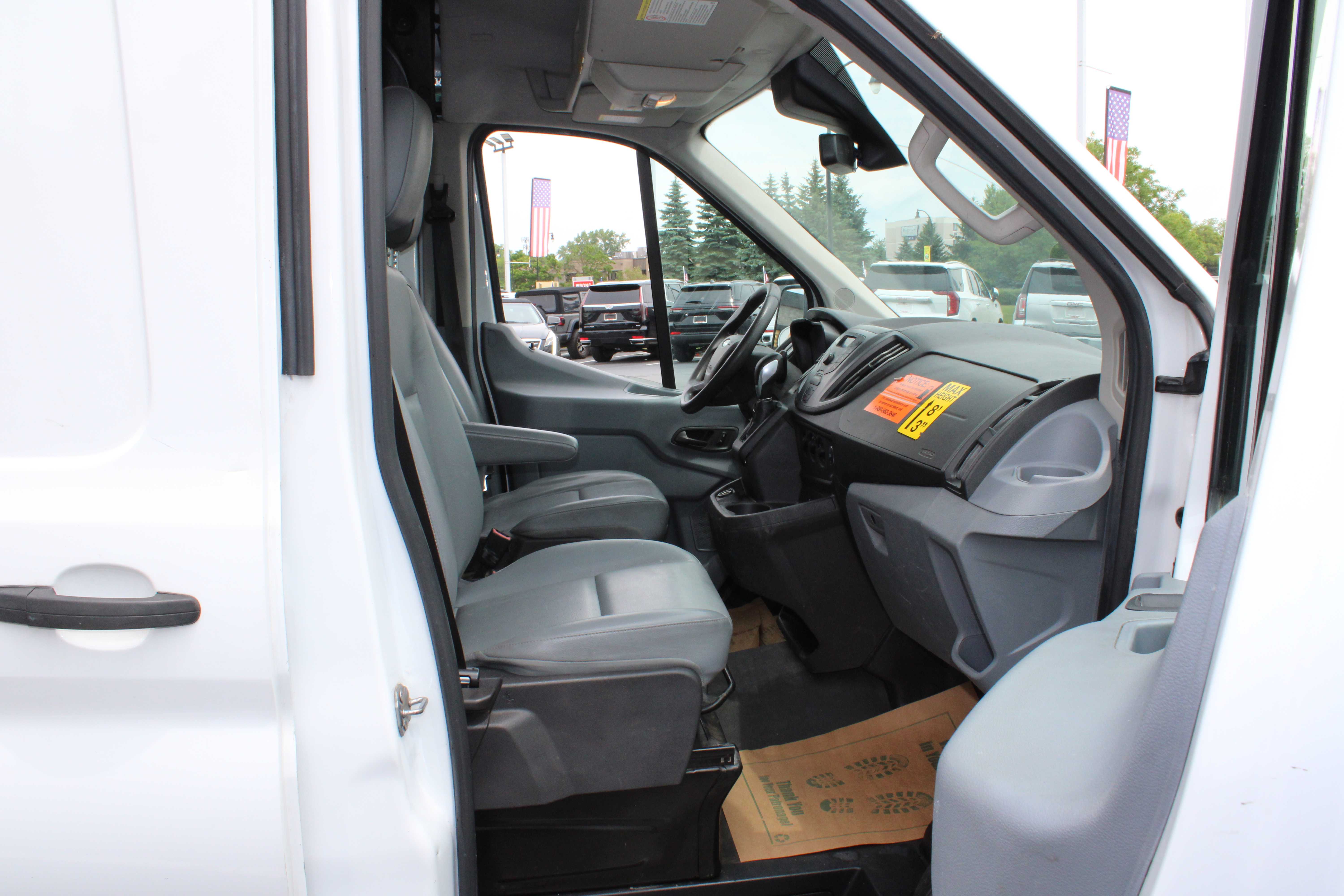 WHITE, 2018 FORD TRANSIT 350 VAN Thumnail Image 28