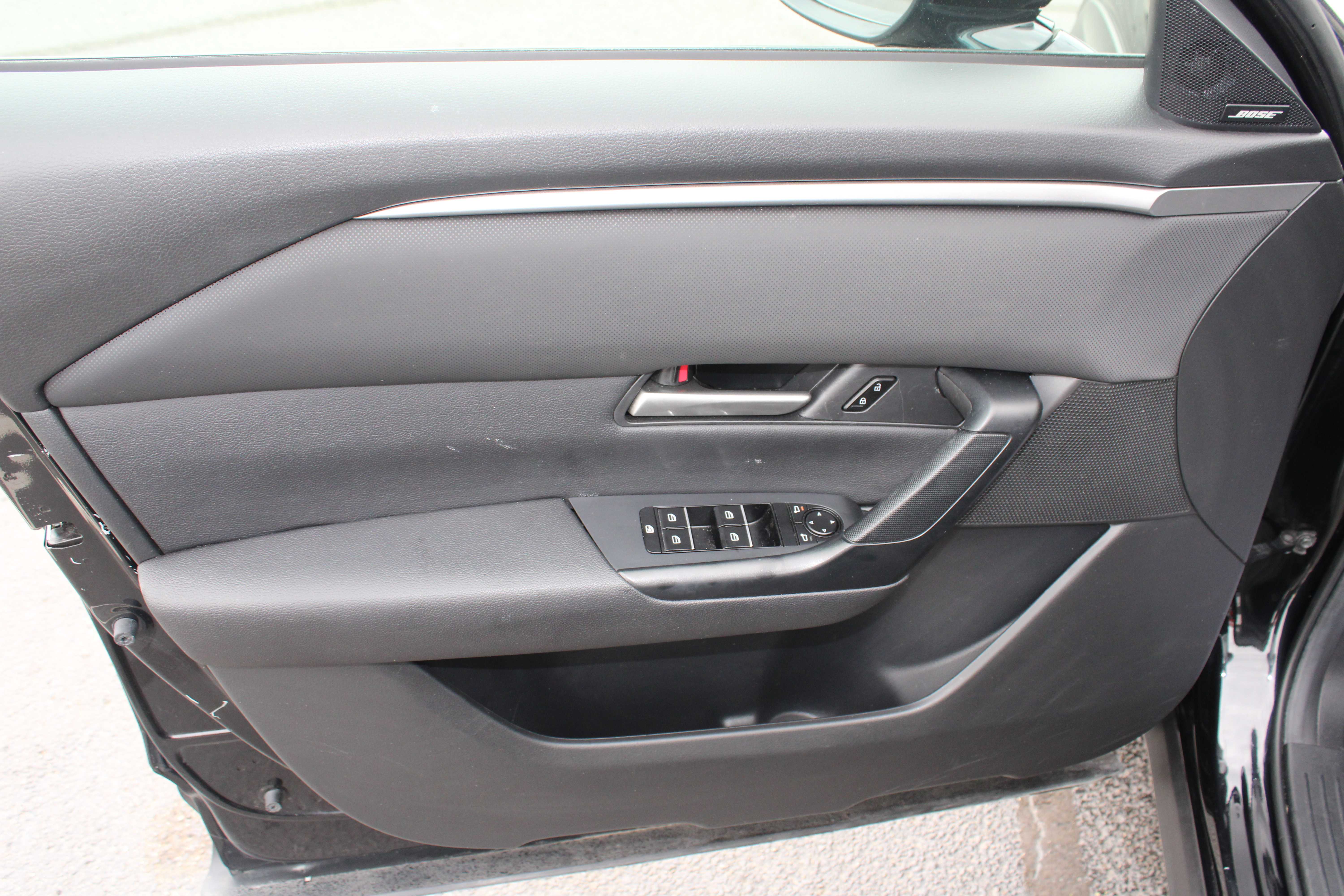 BLACK, 2024 MAZDA CX-50 Thumnail Image 9